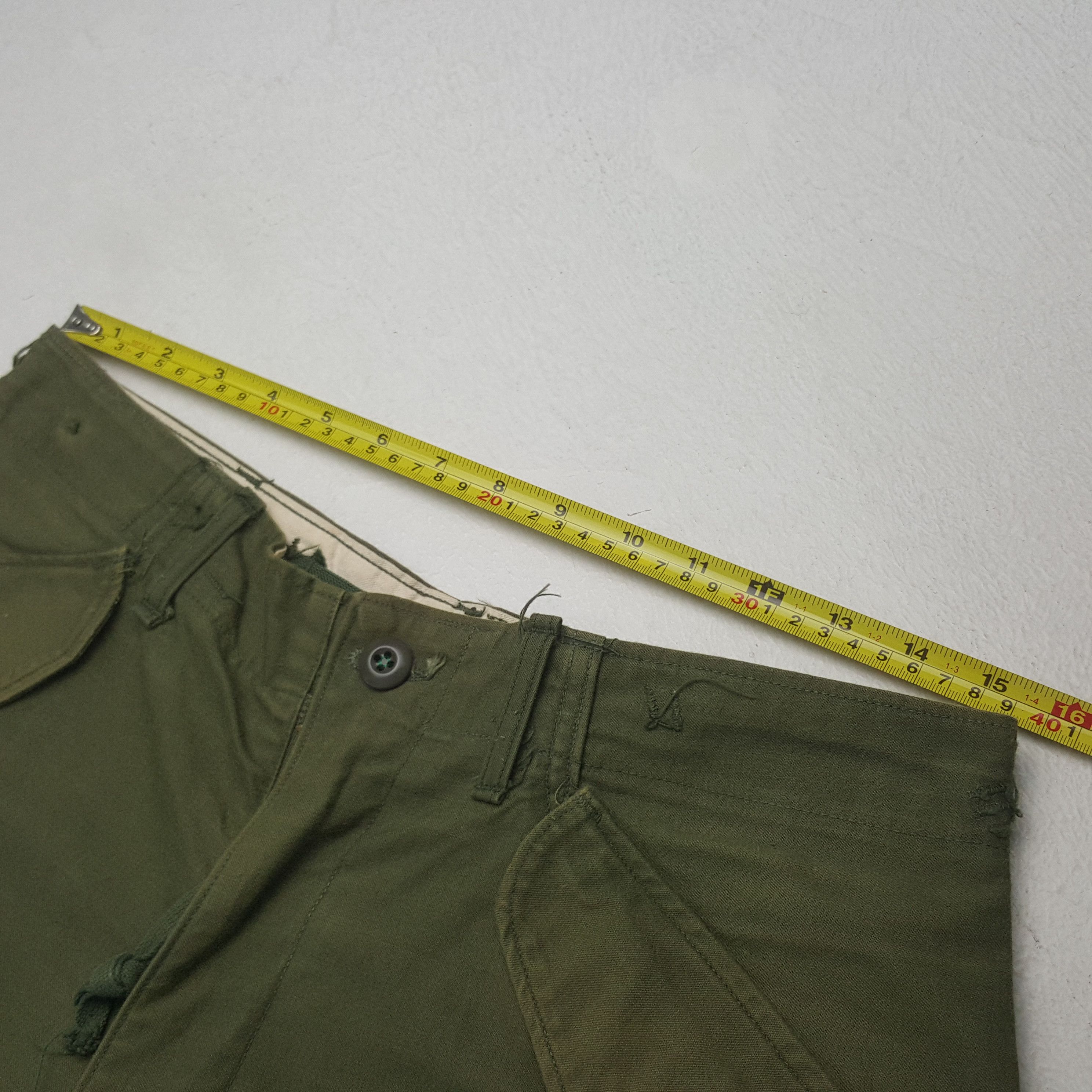 Japanese Brand Vintage Military Style Cargo Pants Size US 31 - 7 Thumbnail
