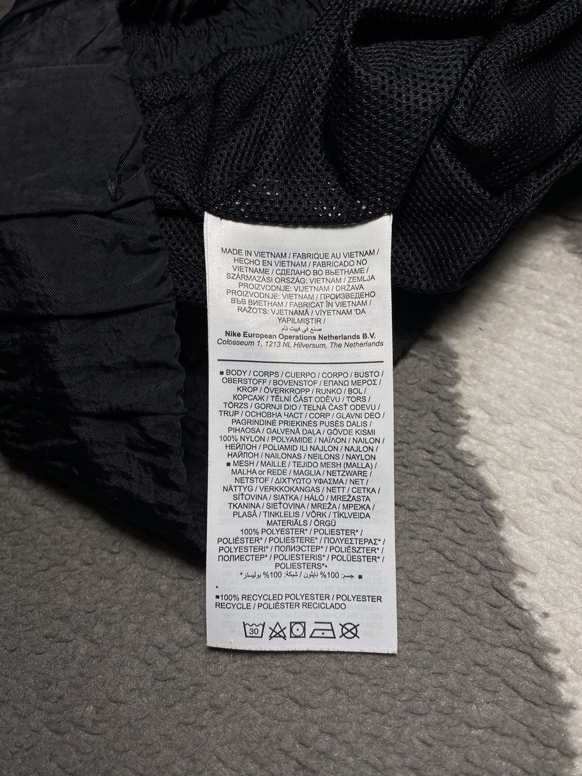 Nike × Vintage Nike swoosh Nylon Track Pants Sweatpants black womens M Size 26" / US 2 / IT 38 - 19 Thumbnail