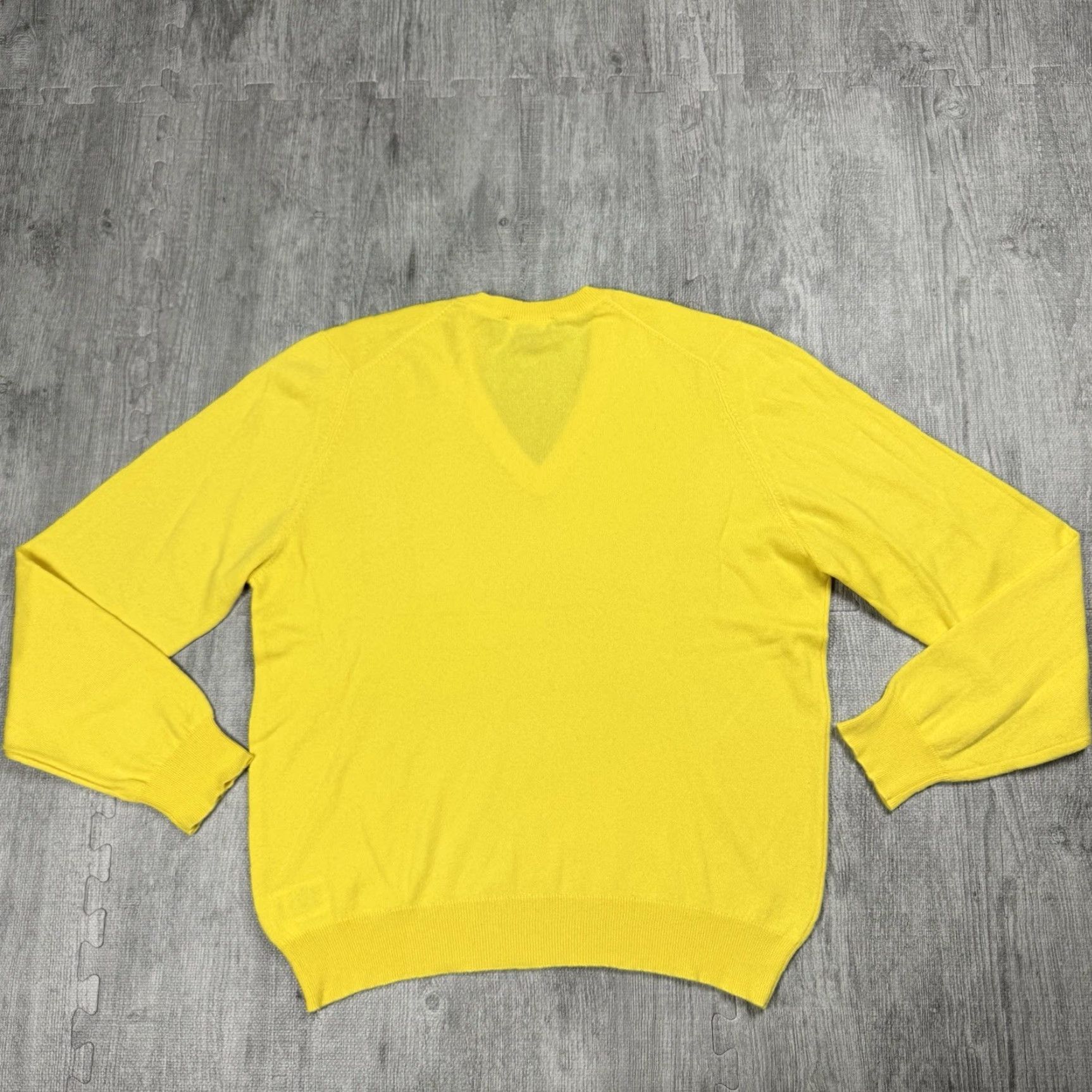 Brooks Brothers BROOKS BROTHERS CASHMERE V-NECK SWEATER MENS MEDIUM YELLOW LUXURY PULLOVER 100% PURE CASHMERE CLASSIC BUSINESS COMFORT Size US M / EU 48-50 / 2 - 6 Thumbnail