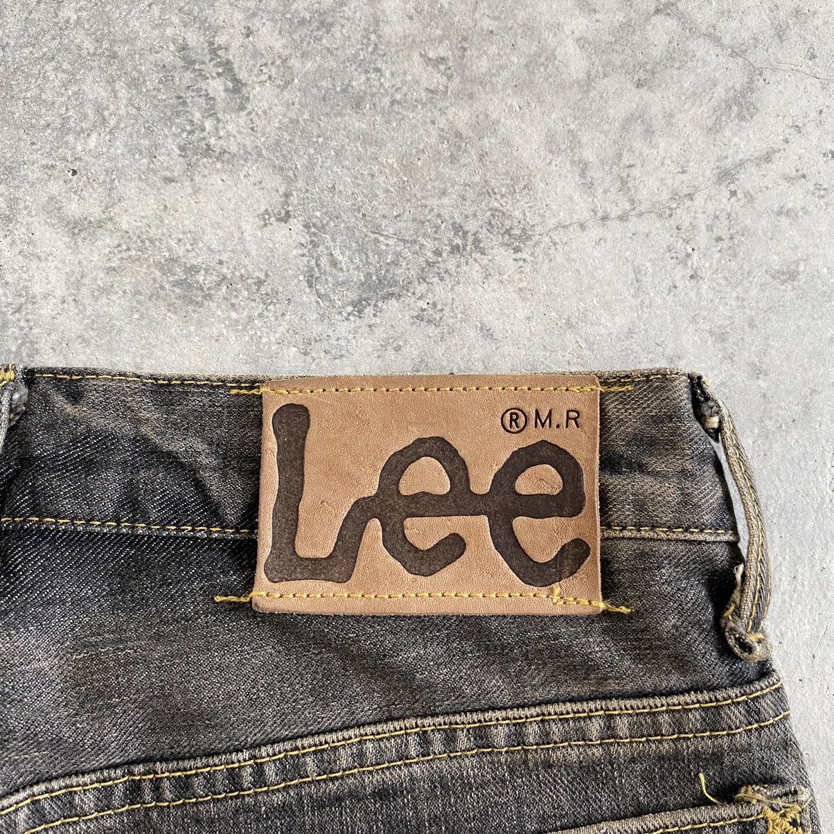 Vintage Vintage Lee Mud Washed Bootcut Flared Denim Jeans Size US 27 - 19 Thumbnail