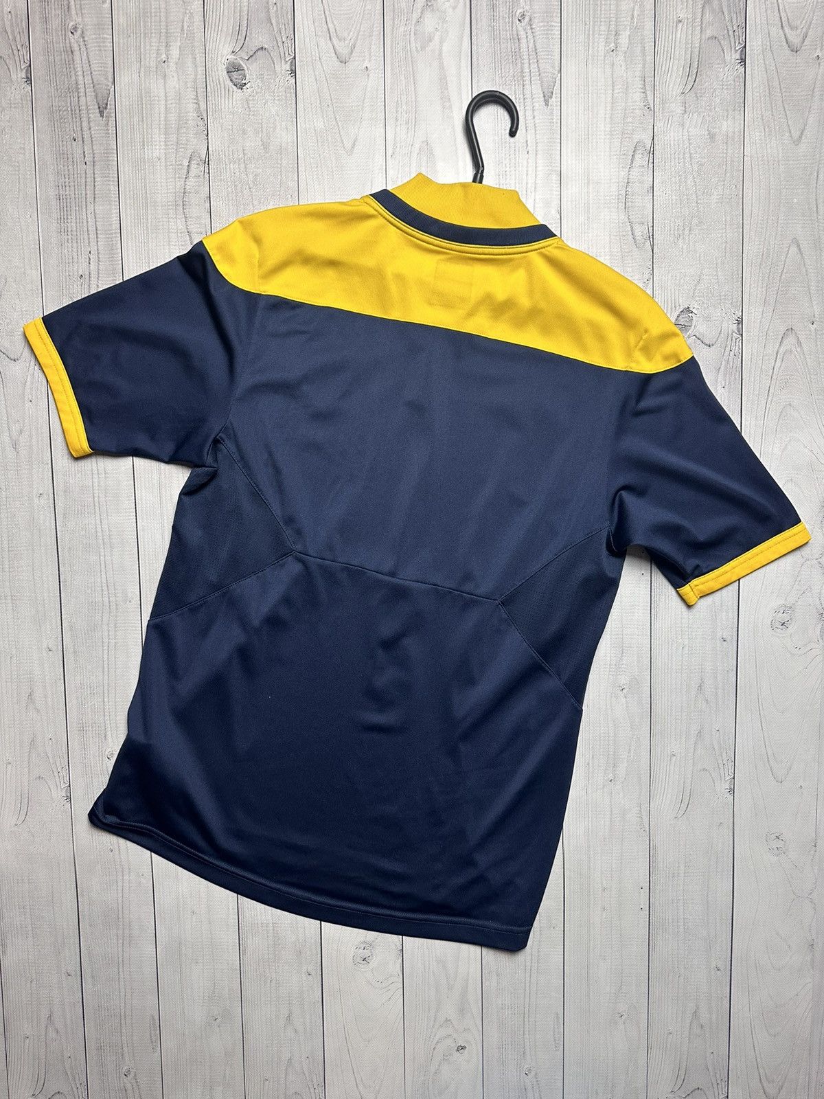 Umbro × Vintage Vintage Umbro Sweden soccer tee jersey size M Size US M / EU 48-50 / 2 - 5 Thumbnail