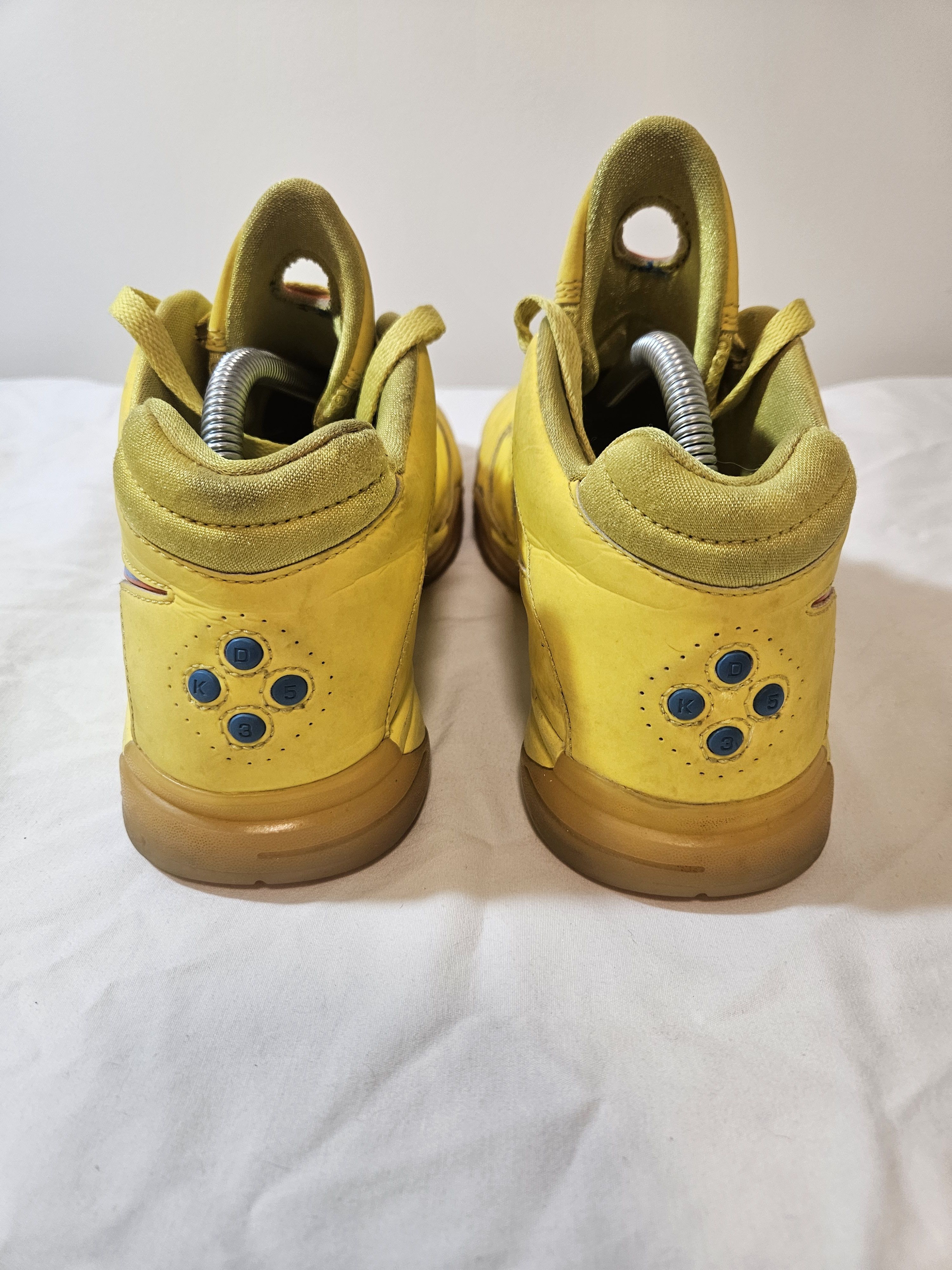 Nike 2010 Nike KD 3 Christmas basketball shoes Size US 8.5 / EU 41-42 - 5 Thumbnail