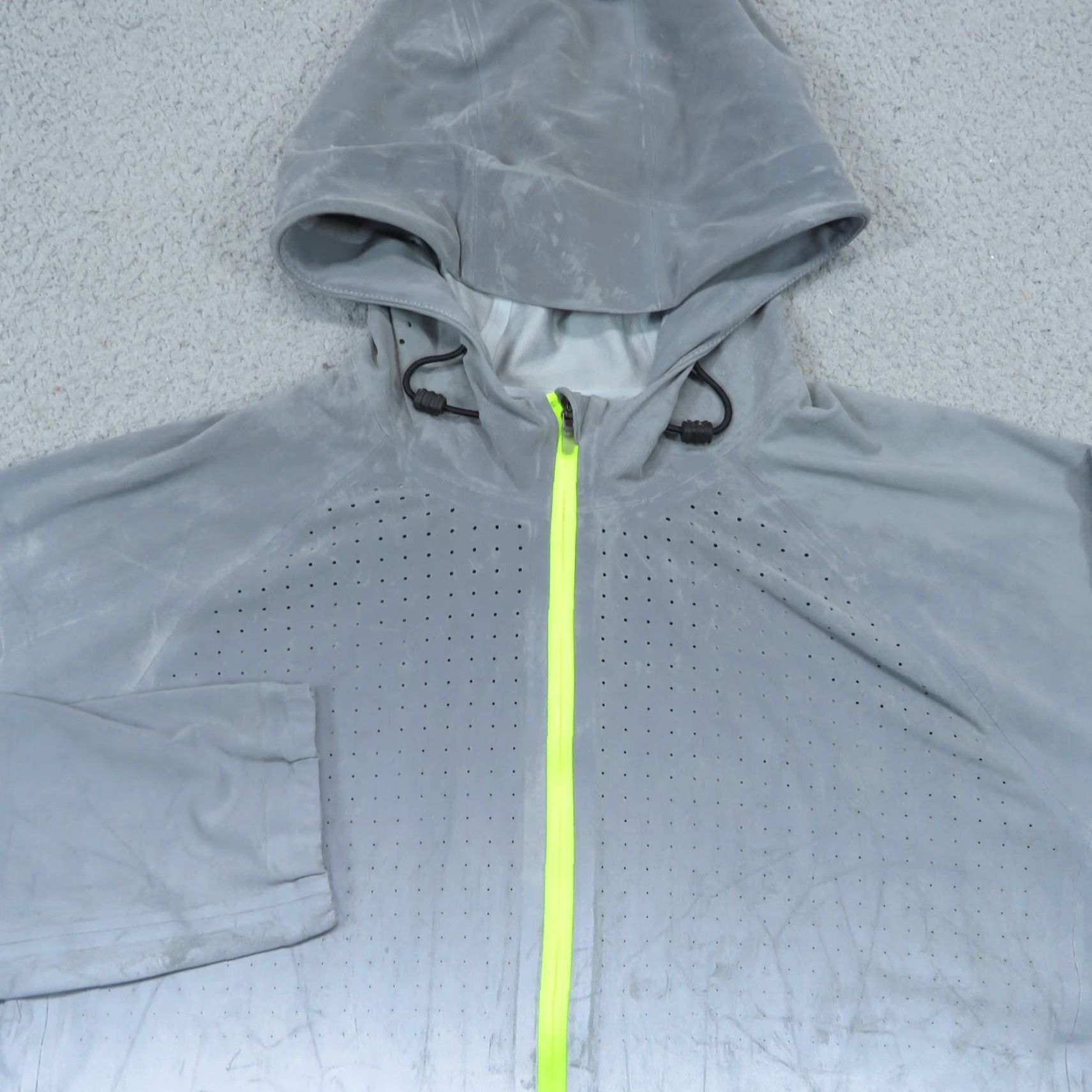 Nike Nike Jacket Women Medium Running Reflective Full Zip Hoodie HiVis 3M Flash Winds? Size M / US 6-8 / IT 42-44 - 3 Thumbnail