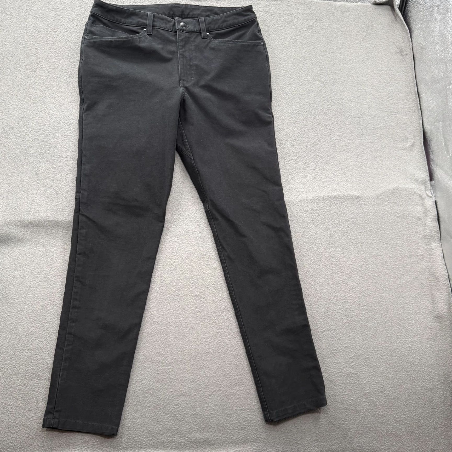 Lululemon Lululemon Pants Mens 32x31 Black Slim Chino 5 Pocket Stretch Casual Office Size US 32 / EU 48 - 2 Thumbnail