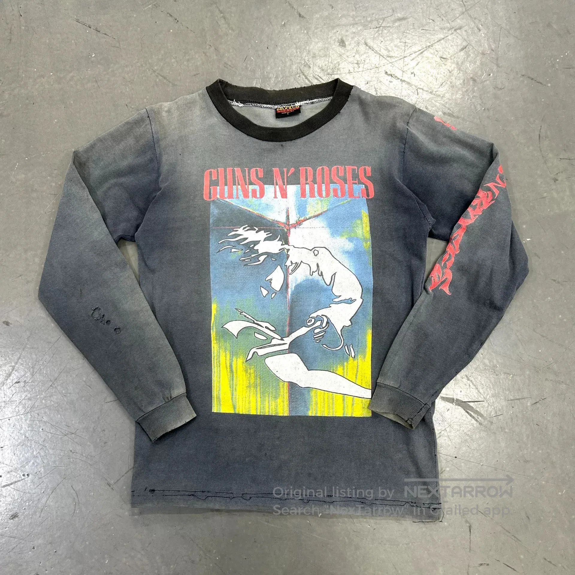 Vintage Vintage 90s Guns N Roses Tee. Size US S / EU 44-46 / 1 - 3 Thumbnail