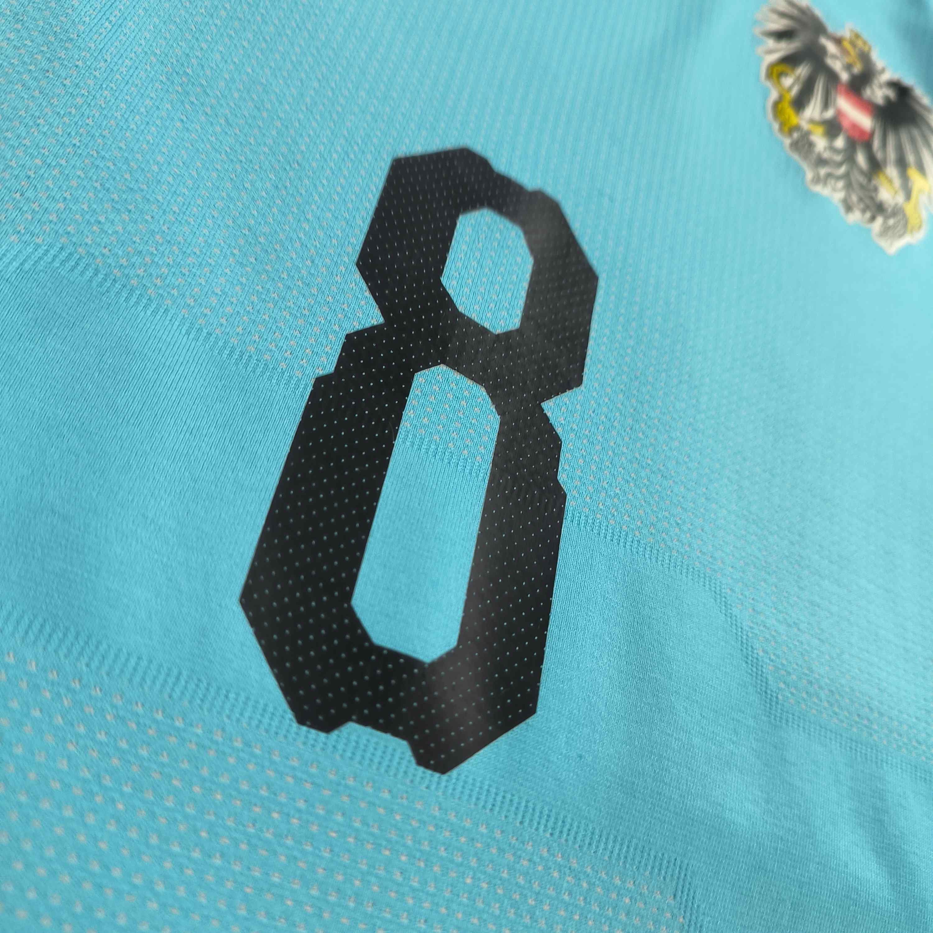 Puma Austria 2018-20 Puma GK #8 Player Issue football jersey sz L Size US L / EU 52-54 / 3 - 5 Thumbnail