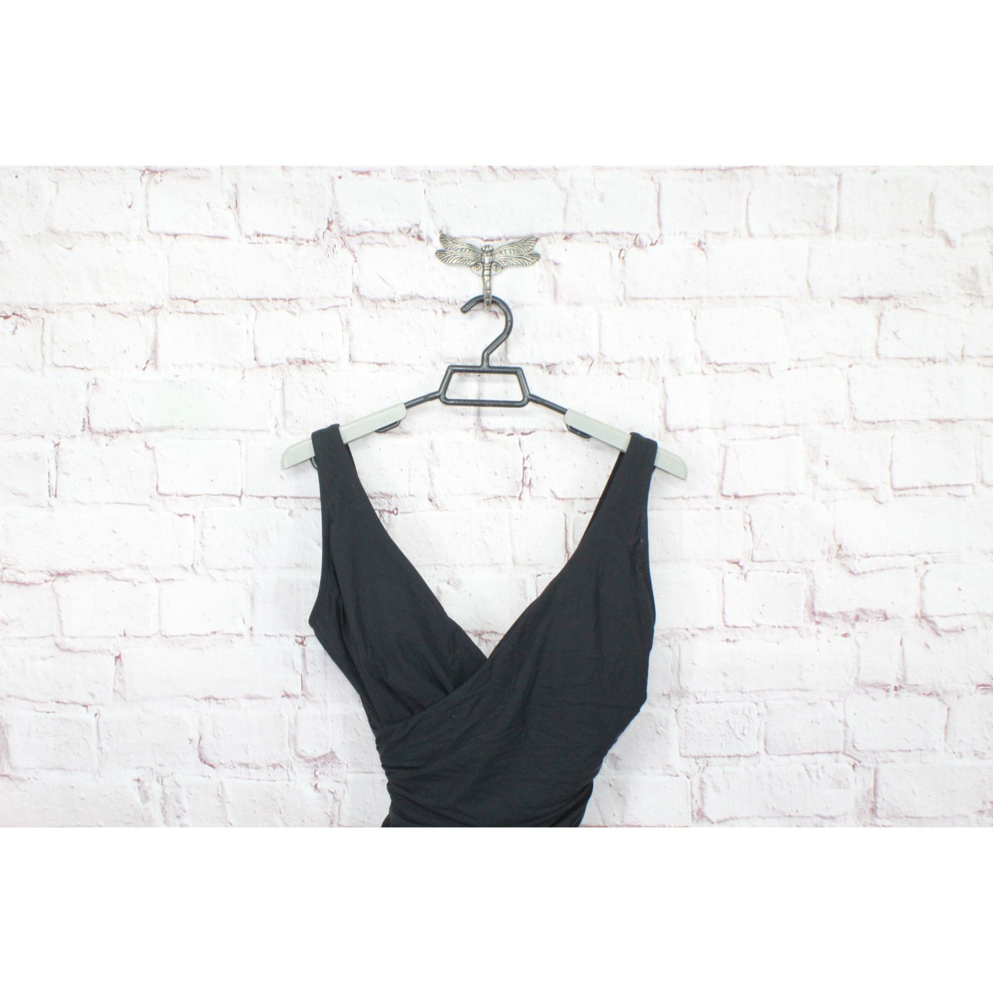L.L. Bean LL Bean Shaping Swimwear Tanksuit Flattering Details Size M / US 6-8 / IT 42-44 - 2 Thumbnail