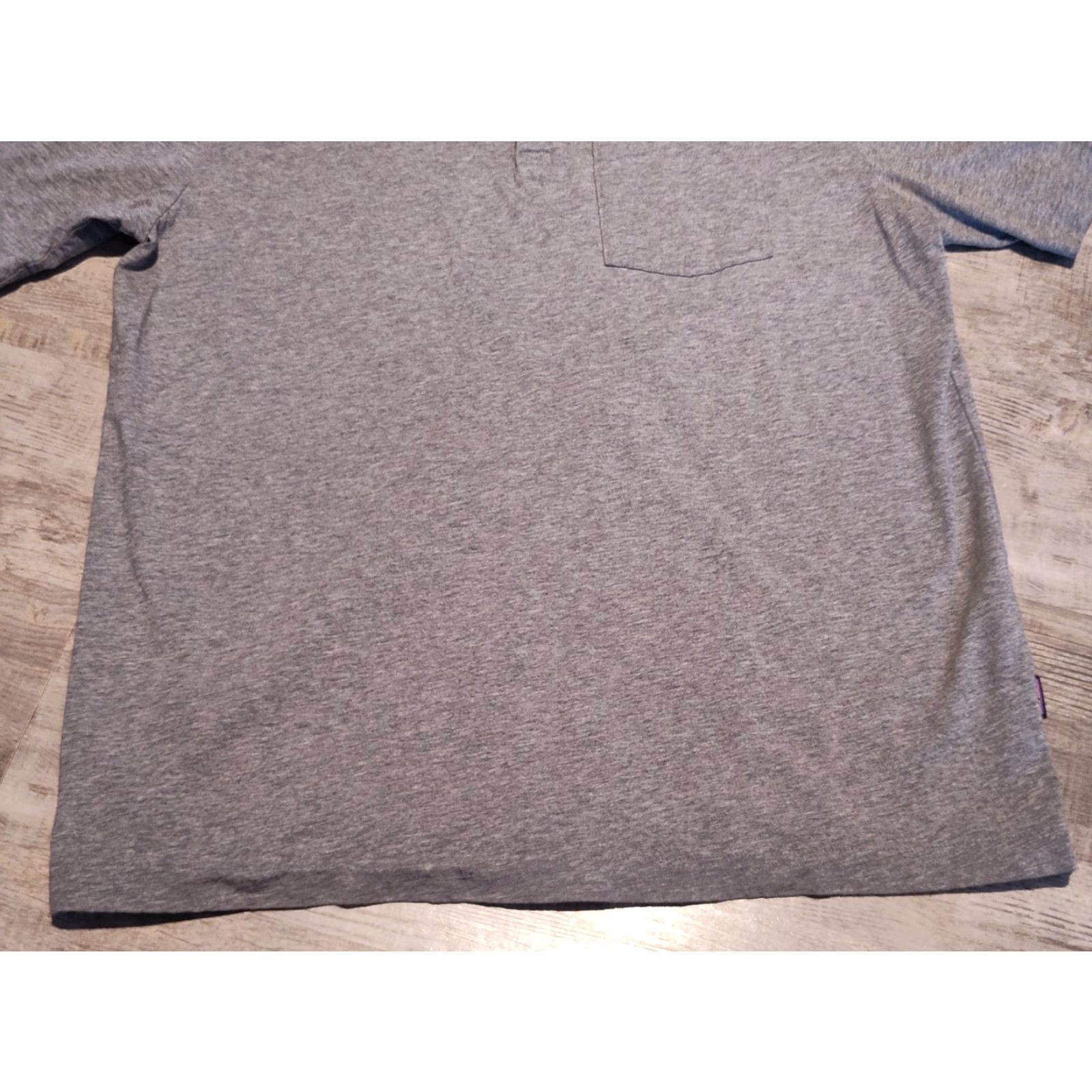 Patagonia Patagonia Shirt Mens L Short Sleeve Outdoor Lightweight Polo Gray Size US L / EU 52-54 / 3 - 4 Thumbnail