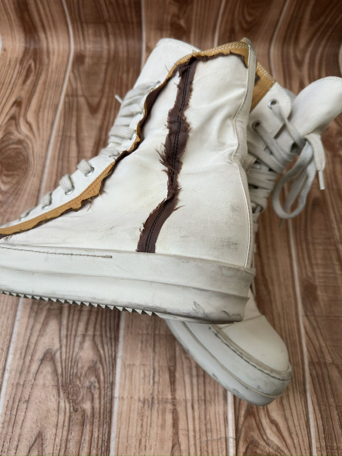 Rick Owens RARE* Rick Owens DRKSHDW Sneaks CHALK WHITE Hightop Sneaks Size US 8.5 / EU 41-42 - 8 Thumbnail