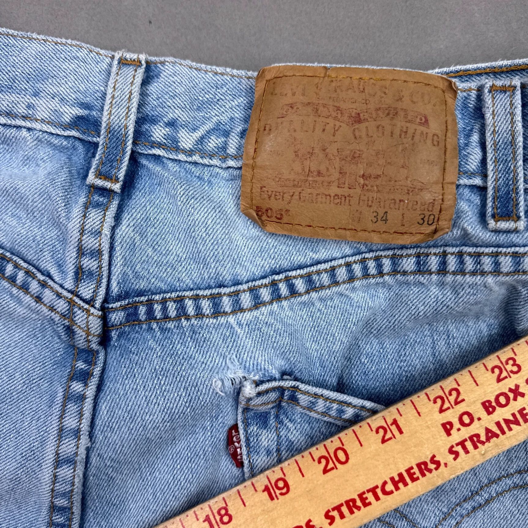 Levi's VINTAGE Levi's Jeans Mens 34x30 Blue Denim Pant Washout Faded Thrashed Levi's 505 Regular Jeans Mens BLAH Size US 34 / EU 50 - 7 Thumbnail