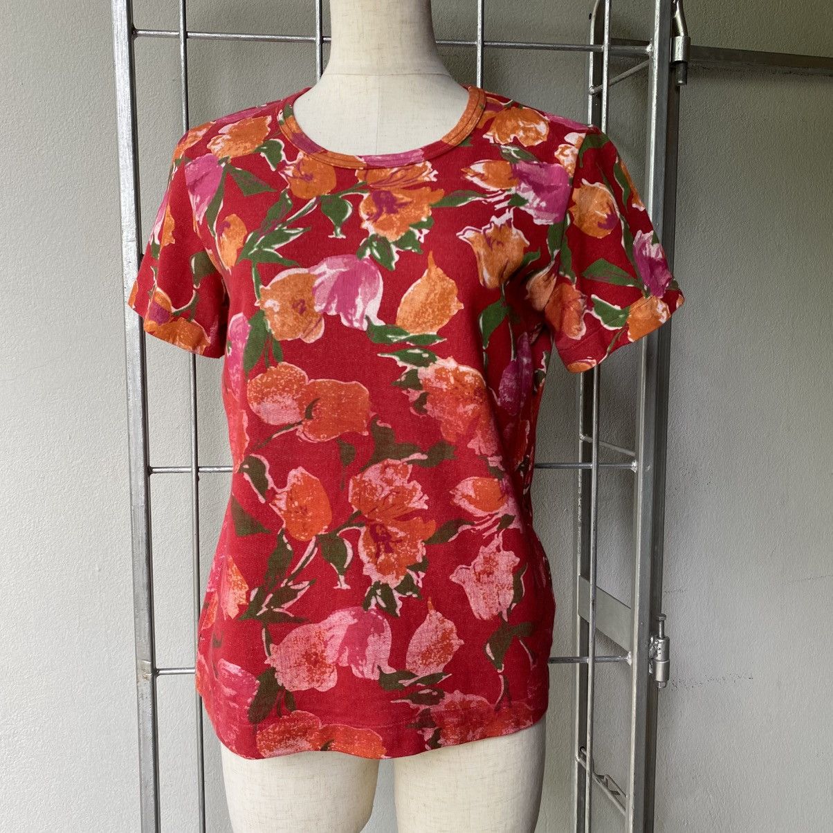 Comme des Garcons Comme des Garcons Red Floral Tee Size S / US 4 / IT 40 - 12 Thumbnail