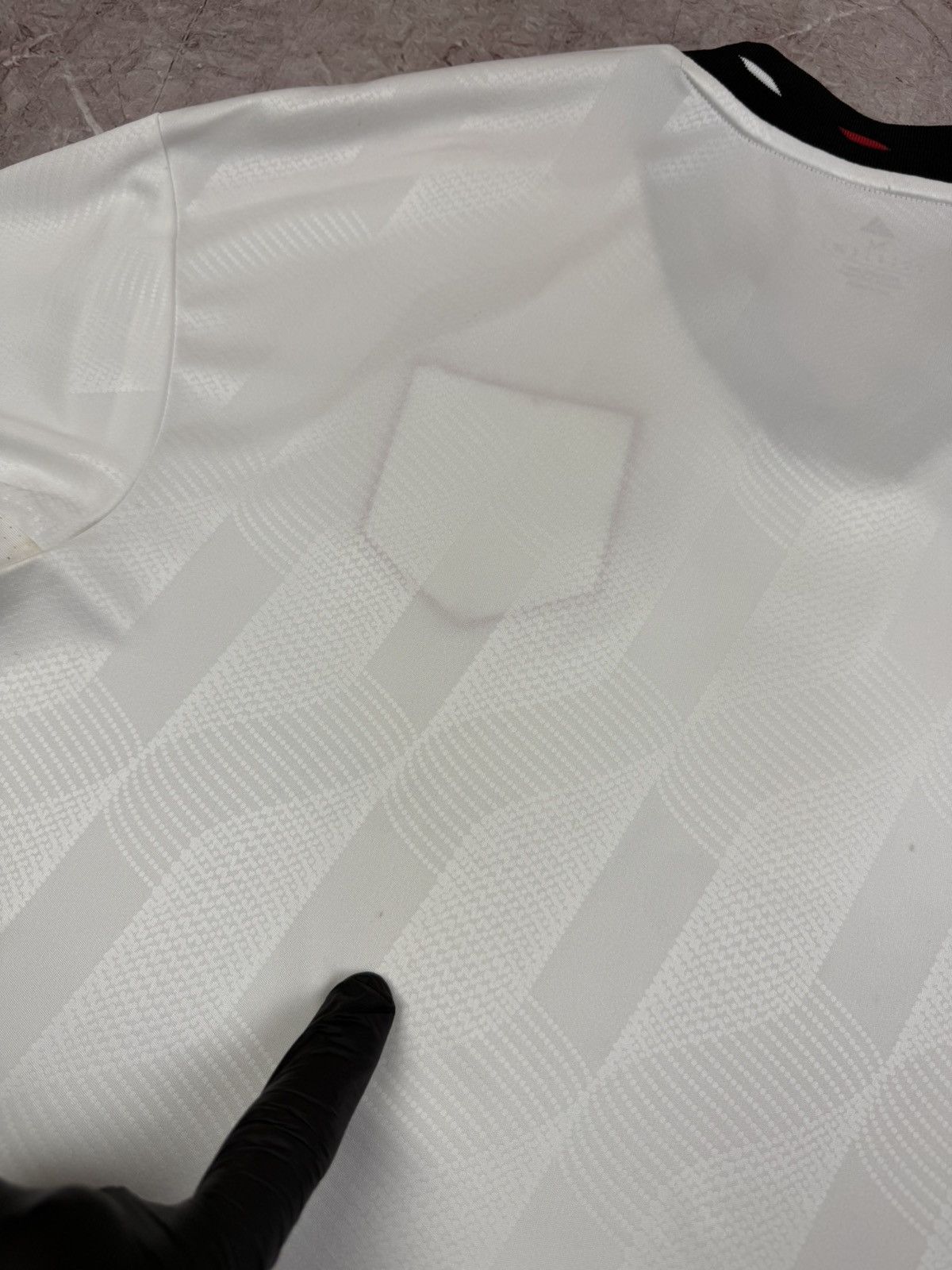 Adidas Adidas Manchester United 2022/23 Away Jersey - Size M Size US M / EU 48-50 / 2 - 11 Thumbnail