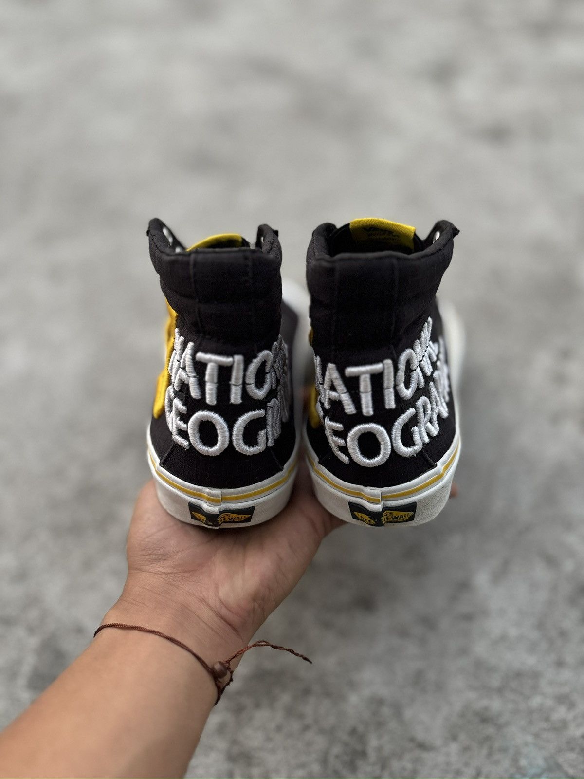 Vans Vans sk8 Hi x National Geographic Size US 9 / EU 42 - 3 Thumbnail