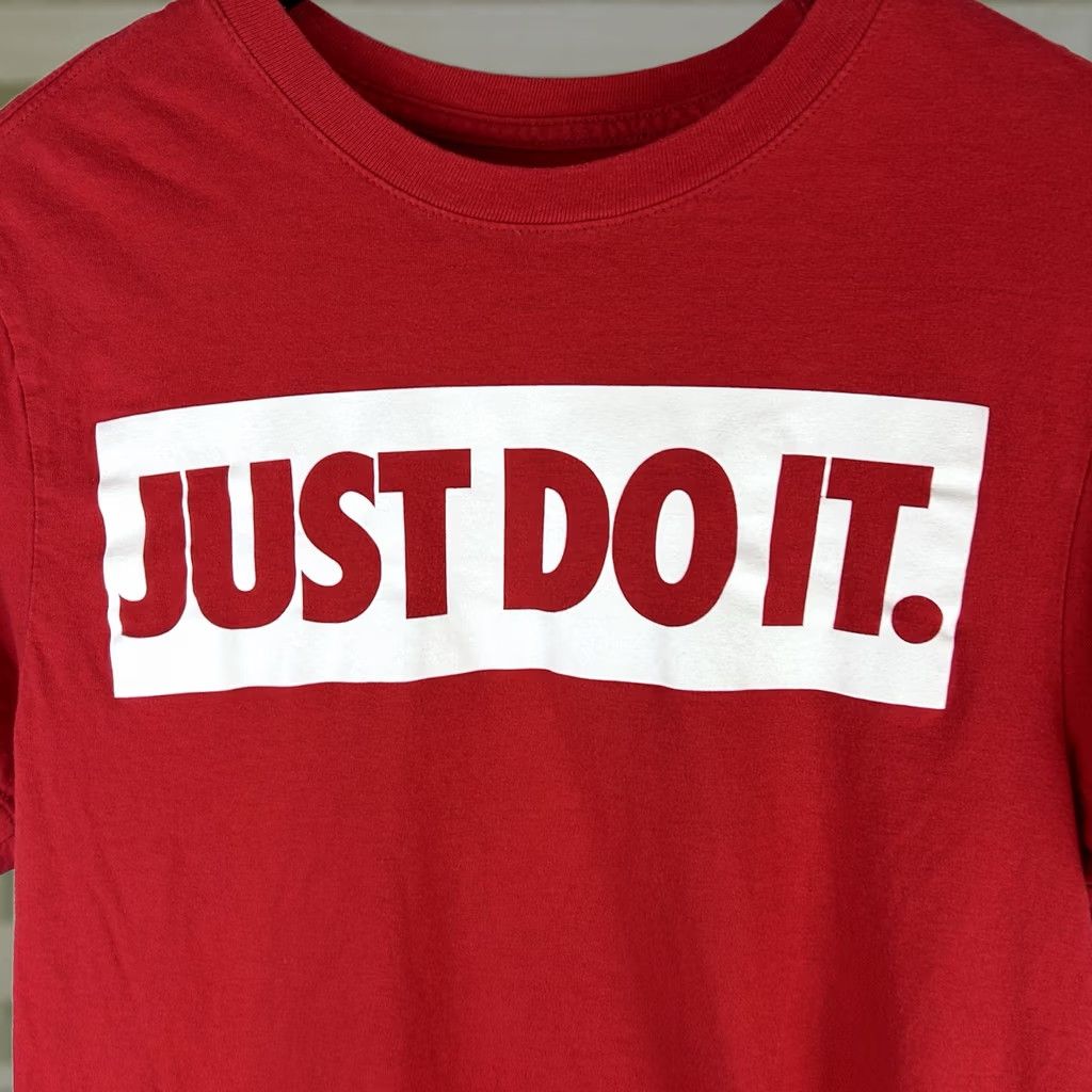 Nike Nike Shirt S Red JUST DO IT Crew Neck Short Sleeve Men’s Small T Shirt Size US S / EU 44-46 / 1 - 1 Thumbnail