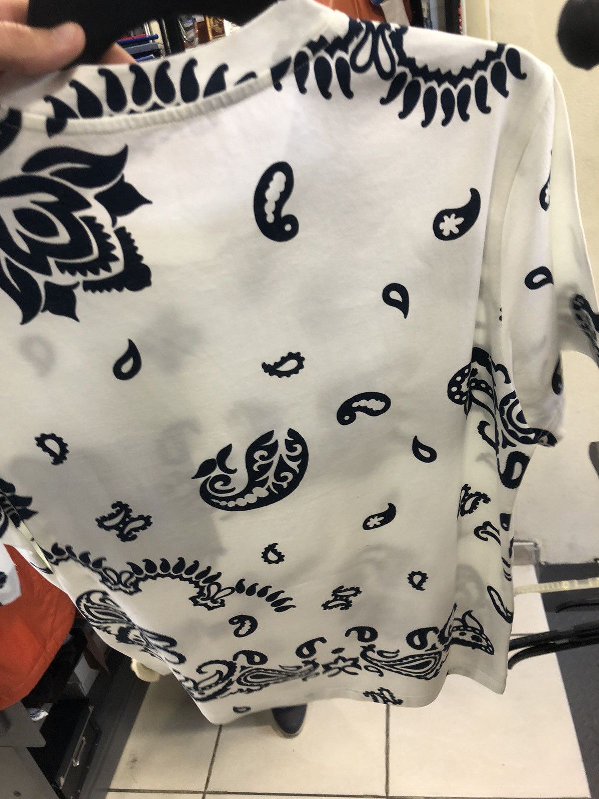 Moncler Moncler bandana print t shirt Size US M / EU 48-50 / 2 - 3 Thumbnail