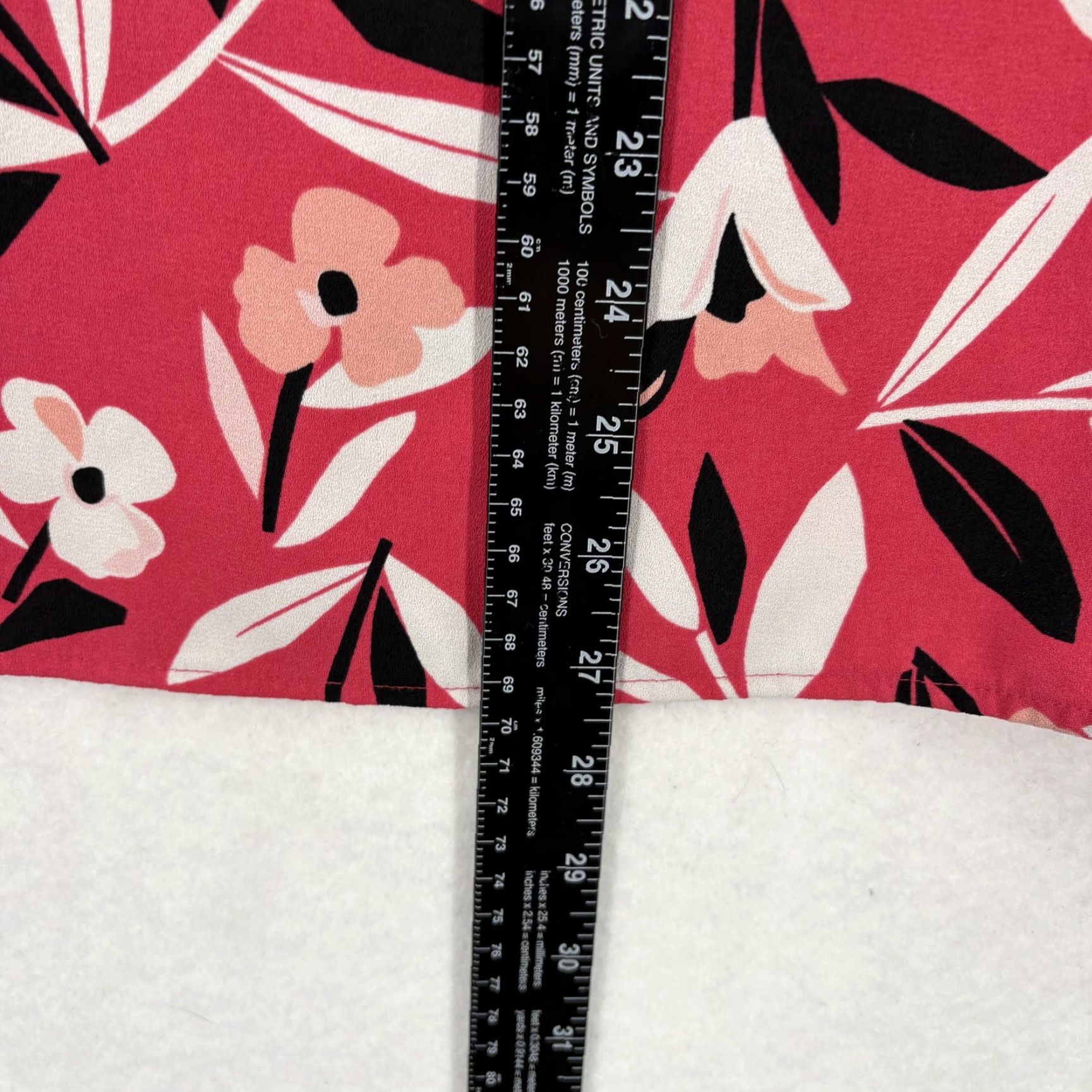 Talbots Talbots Shirt Womens 1X Pink Floral Bell Sleeve Blouse Tunic Top Lightweight Shirt Blouse Bell Sleeve Floral Tunic Pink Womens 1X Size XL / US 12-14 / IT 48-50 - 6 Thumbnail