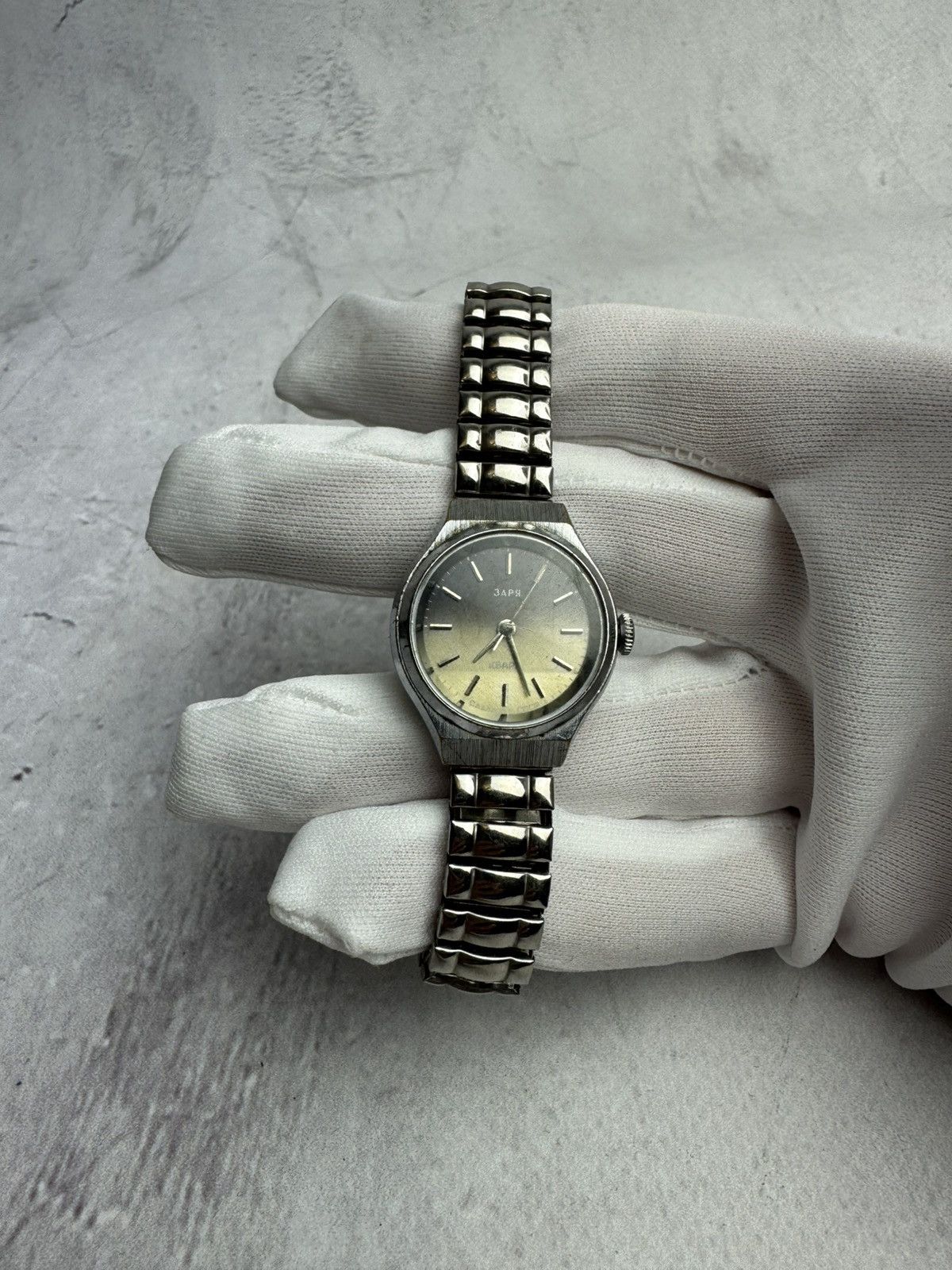 Japanese Brand × Vintage Zaria Watch Vintage 80s men’s Size ONE SIZE - 4 Thumbnail