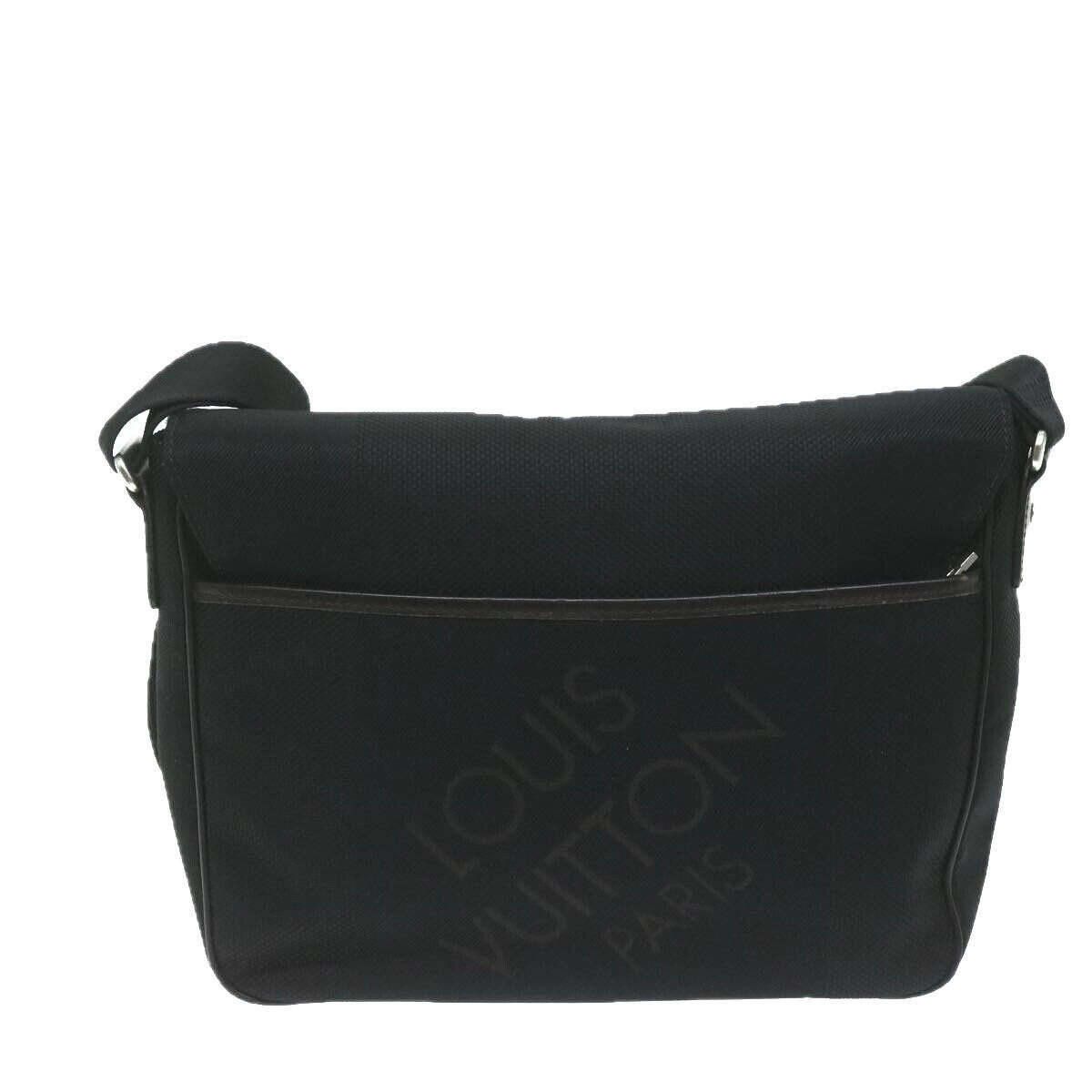 Louis Vuitton LOUIS VUITTON Damier Geant Petit Messenger Bag Black VI5008 Size ONE SIZE - 2 Thumbnail