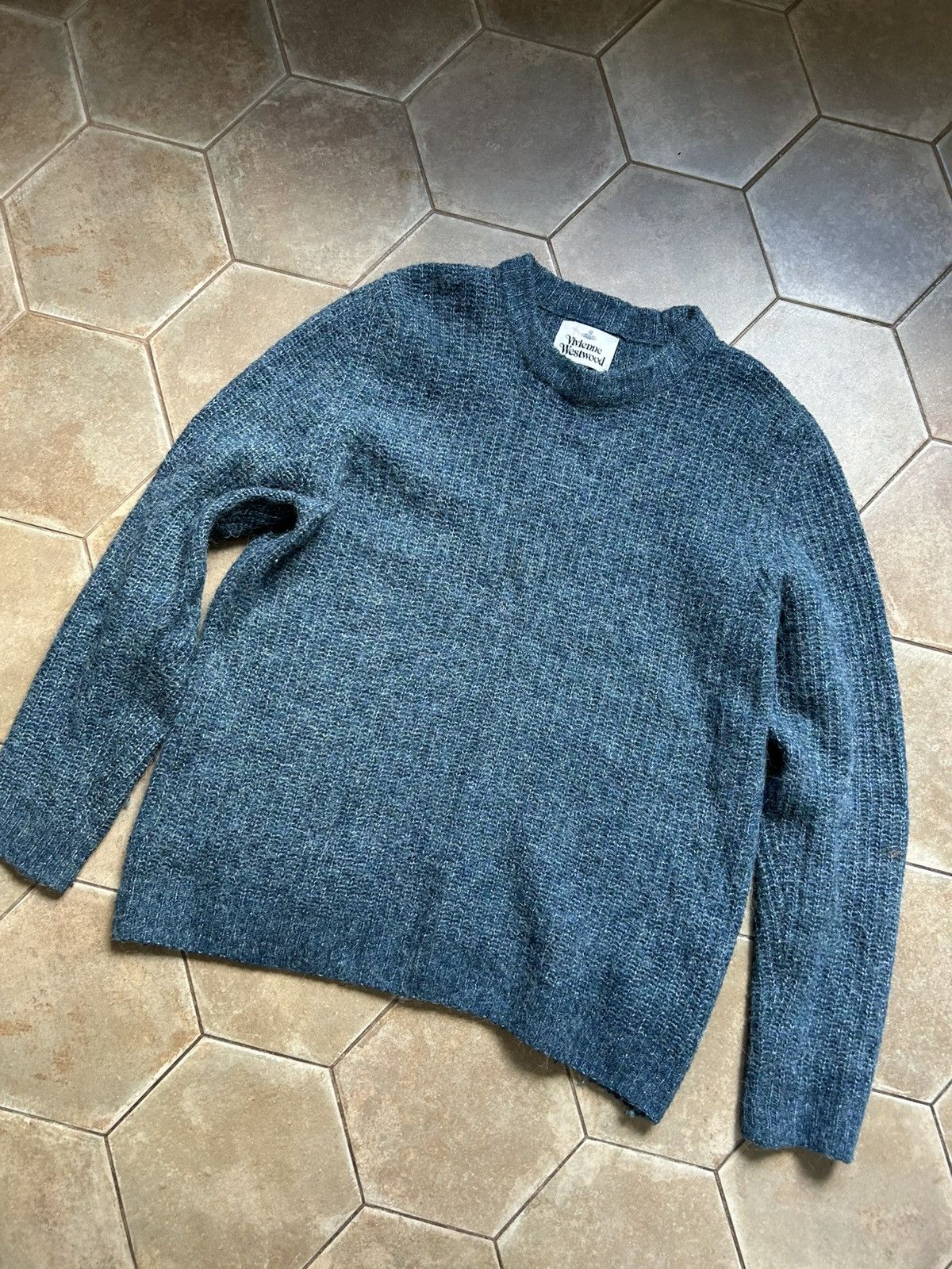 Vivienne Westwood Vivienne Westwood wool sweater Size US M / EU 48-50 / 2 - 2 Thumbnail