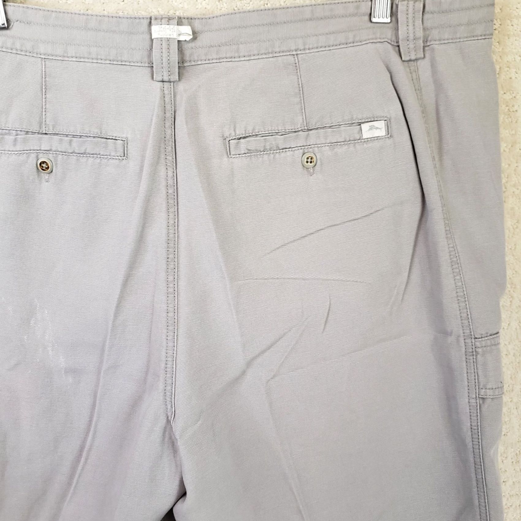 Tommy Bahama Tommy Bahama Cargo Shorts Mens 42 Gray Washed Relax Casual Beach | Cargo Pocket | Flat Front | 9in Inseam | Light Wash | Regular Size 42 Mens Size US 42 / EU 58 - 6 Thumbnail