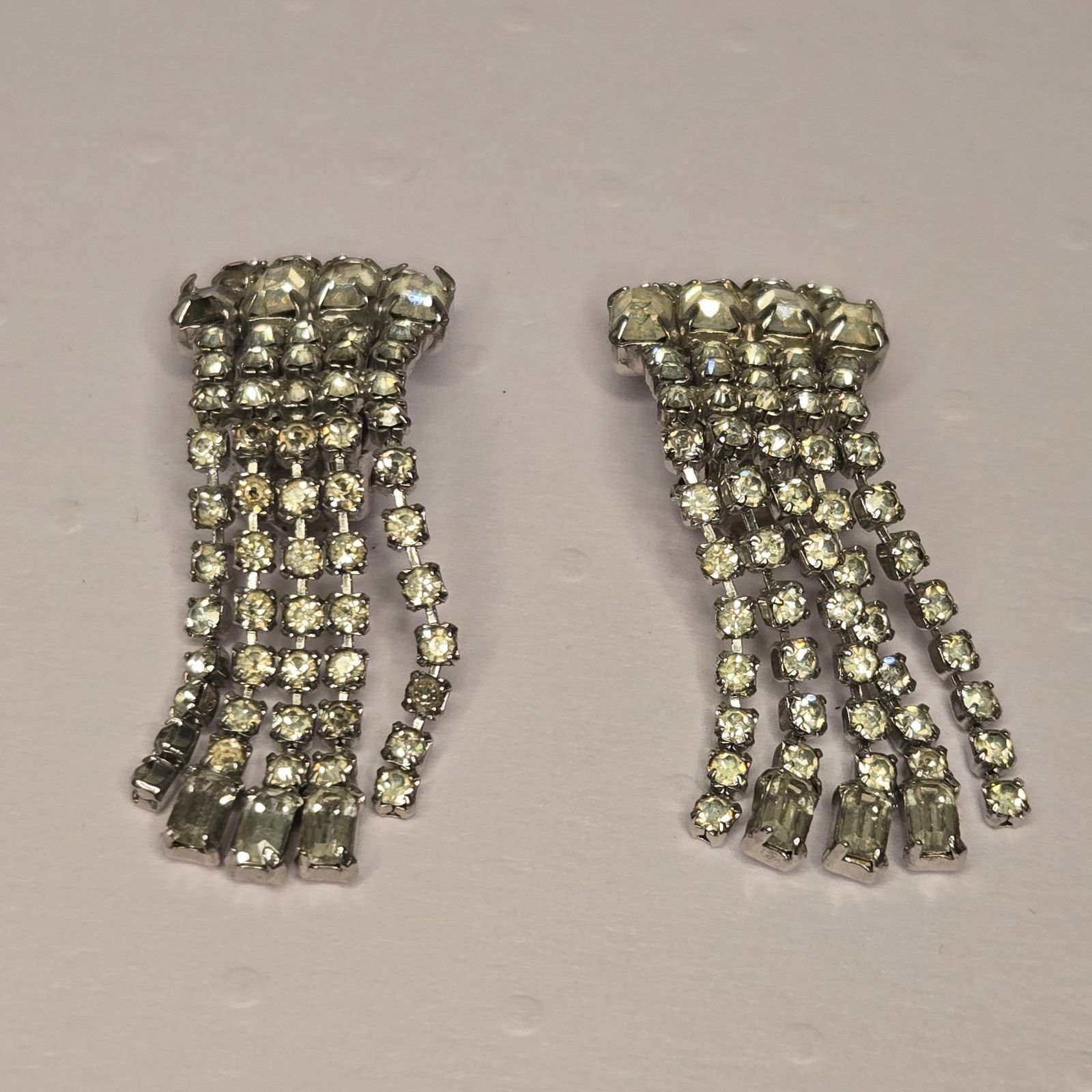Vintage Vintage Clear Rhinestone Waterfall Clip On Earrings Size ONE SIZE - 11 Thumbnail