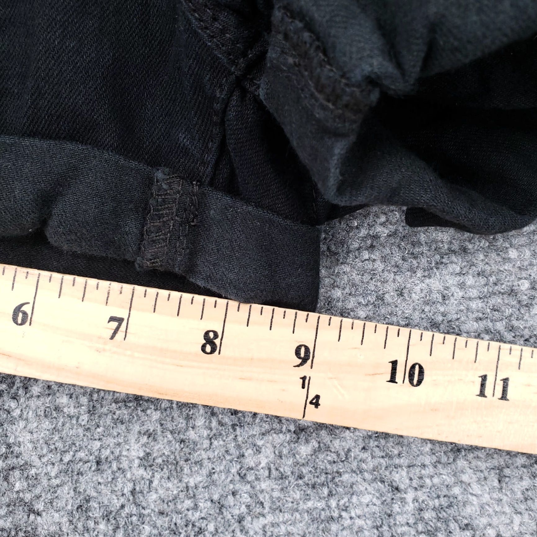 Bdg BDG Shorts Womens 24 Black Alexa Mid Rise 5 Pocket Denim Hot Pants Dark Wash Size 42" / US 20 - 4 Thumbnail