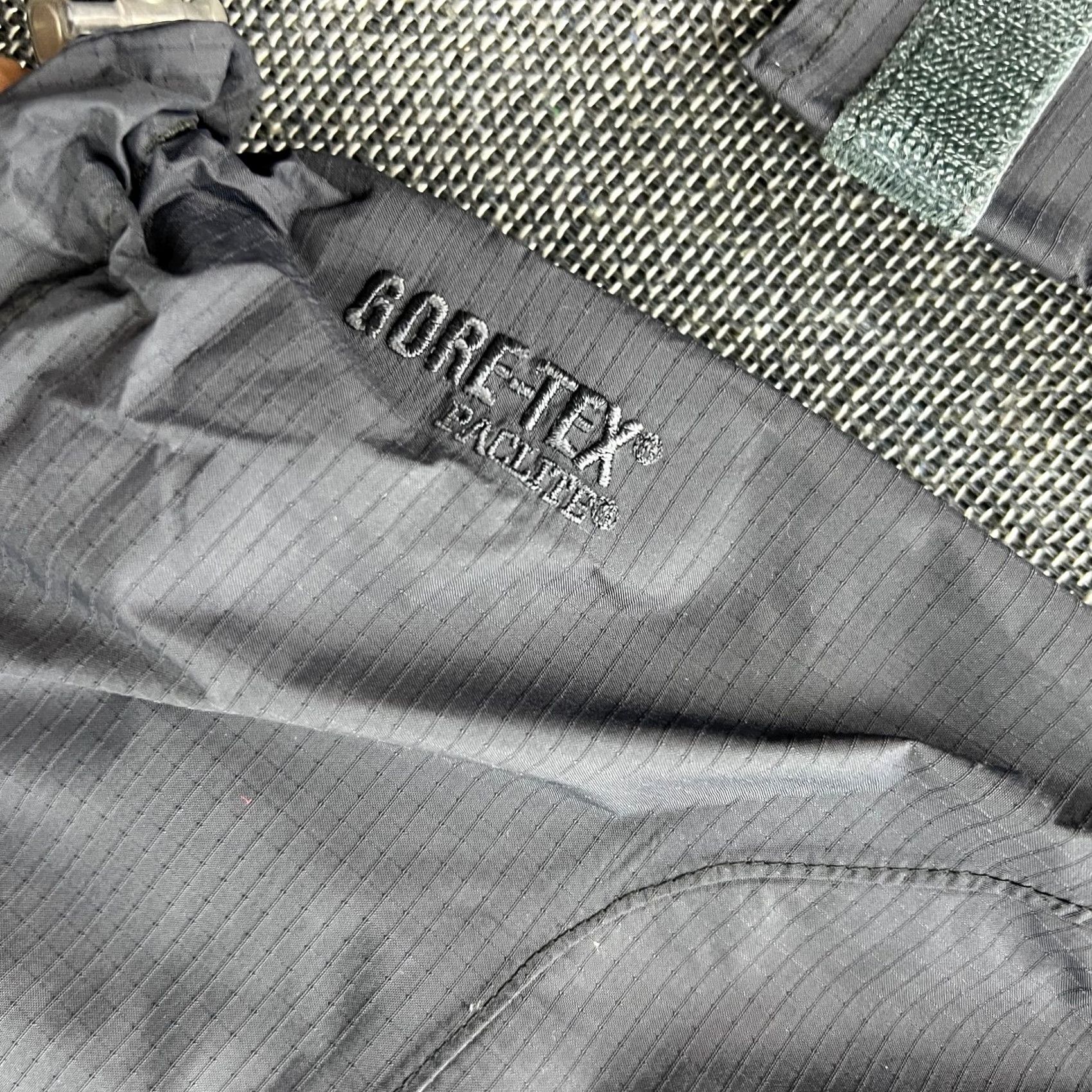 Vintage Norrona Nansen Gore-Tex Paclite Jacket Mens XS Gray Waterproof Full Zip Hooded Size US XS / EU 42 / 0 - 5 Thumbnail