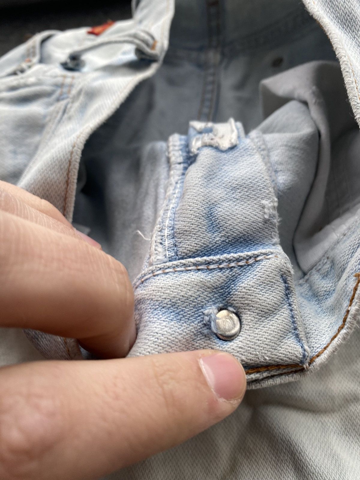 Wrangler 🔥Wrangler Vntg 80s Stone light blue washed distressed jeans Size 28" / US 6 / IT 42 - 7 Thumbnail