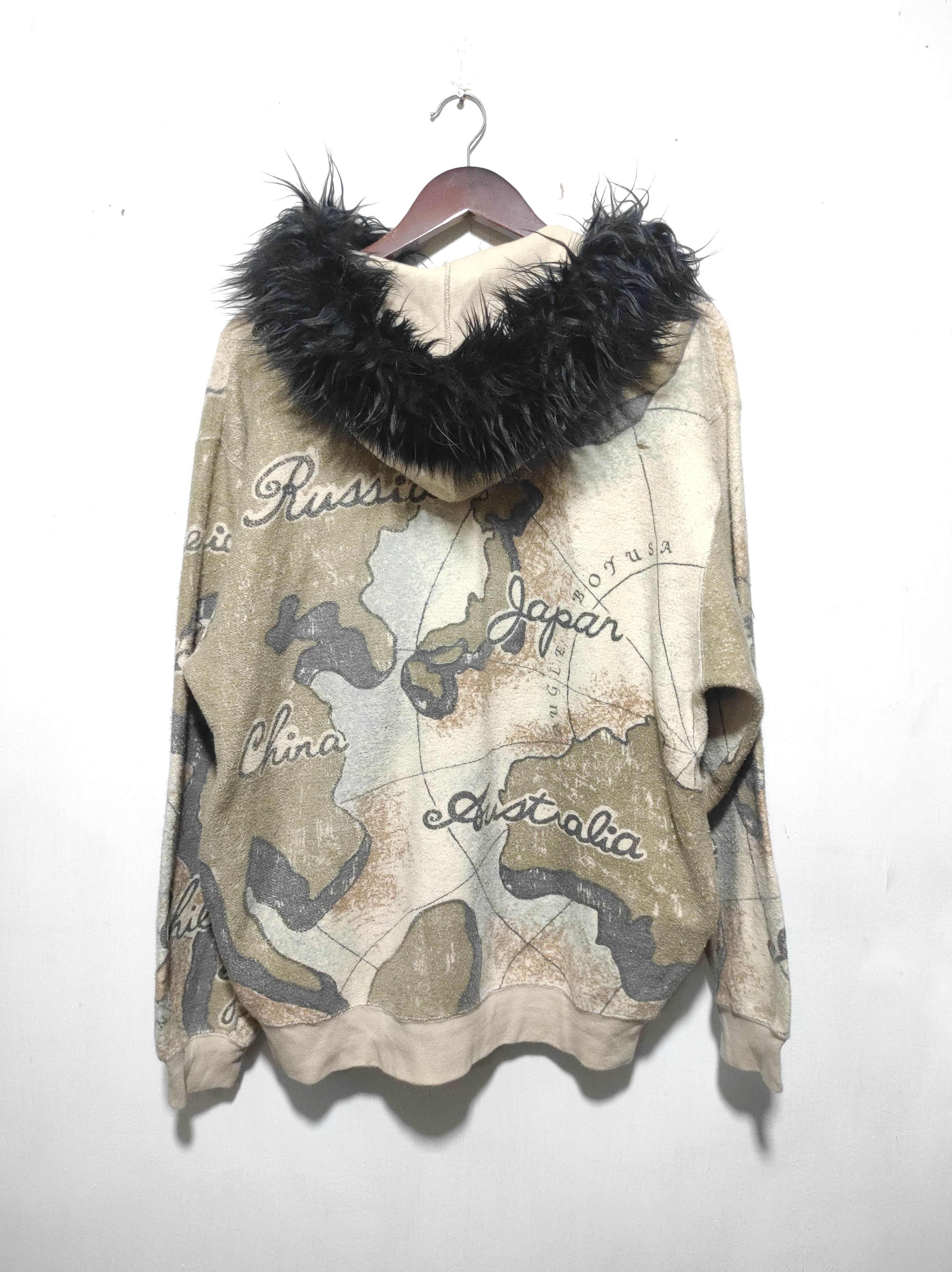 Bugle Boy Vintage Bugle Boy Map Fullprint Fur Hoodie i6w9 LBG style Size US L / EU 52-54 / 3 - 16 Thumbnail