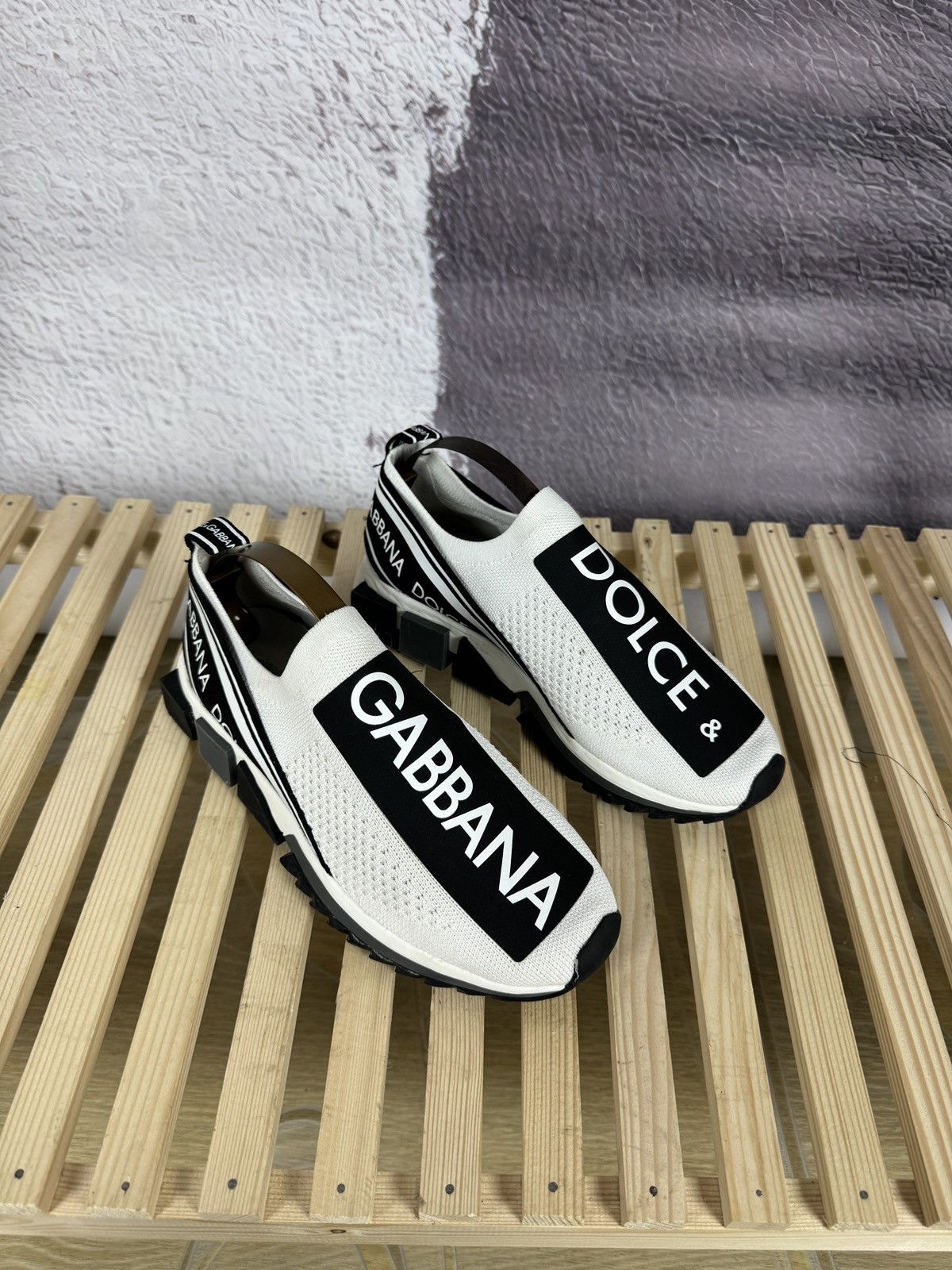 Dolce & Gabbana Dolce & Gabbana white/black big logo sneakers luxury Size US 9 / IT 39 - 1 Thumbnail