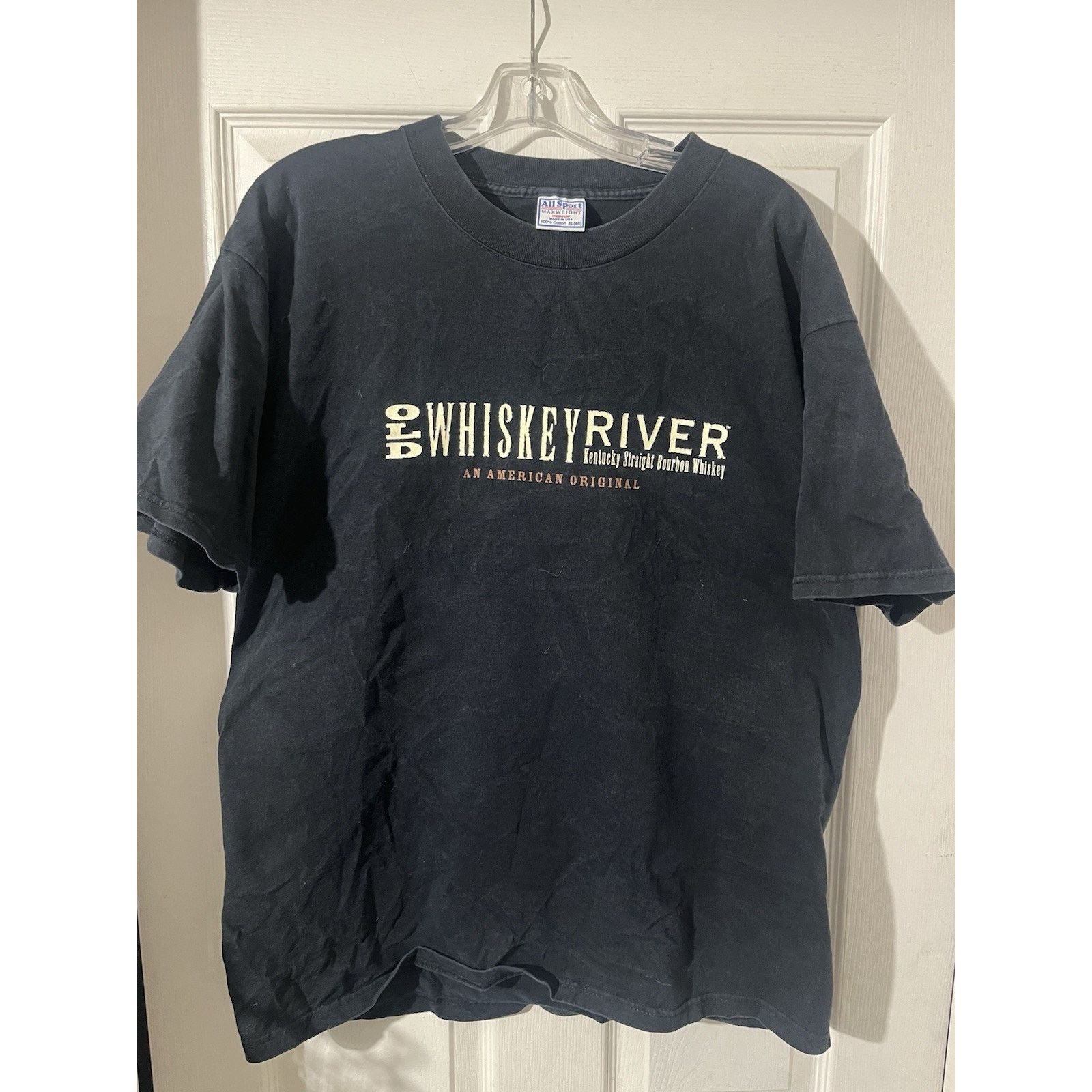 All Sport Vintage Willie Nelson Old Whiskey River Bourbon Shirt Sz XL Size US XL / EU 56 / 4 - 1 Thumbnail