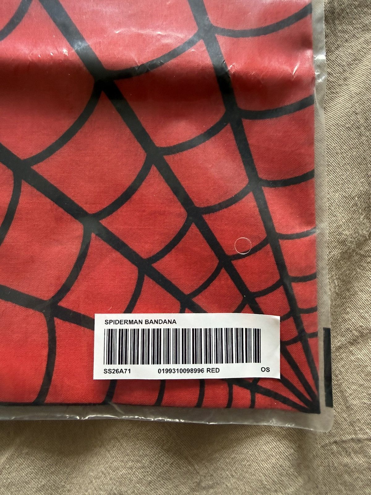Supreme × Vanson Leathers Supreme X Vanson Leathers Spiderman Bandana Size ONE SIZE - 2 Thumbnail