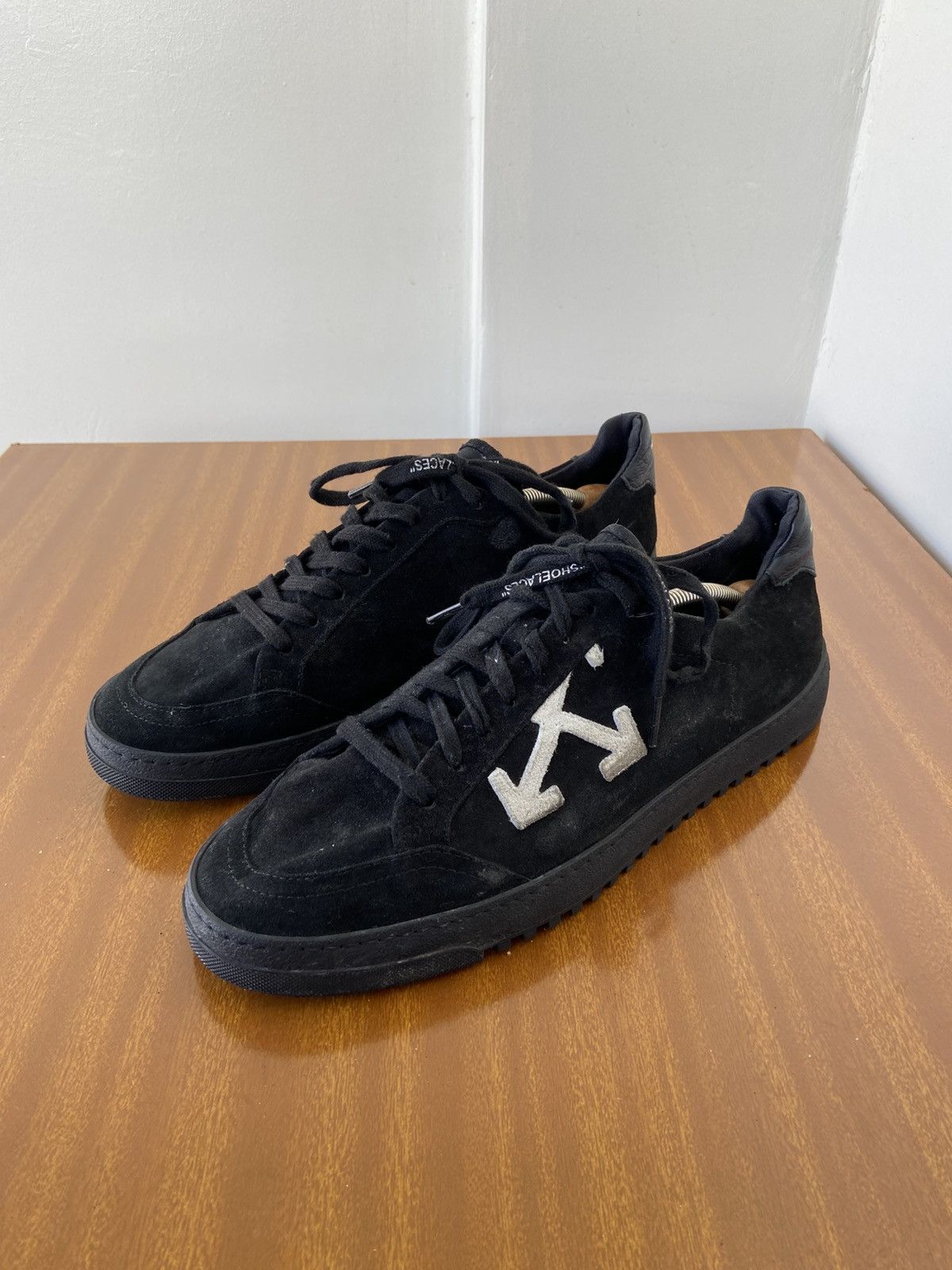 Off-White Off-white Size US 10 / EU 43 - 3 Thumbnail