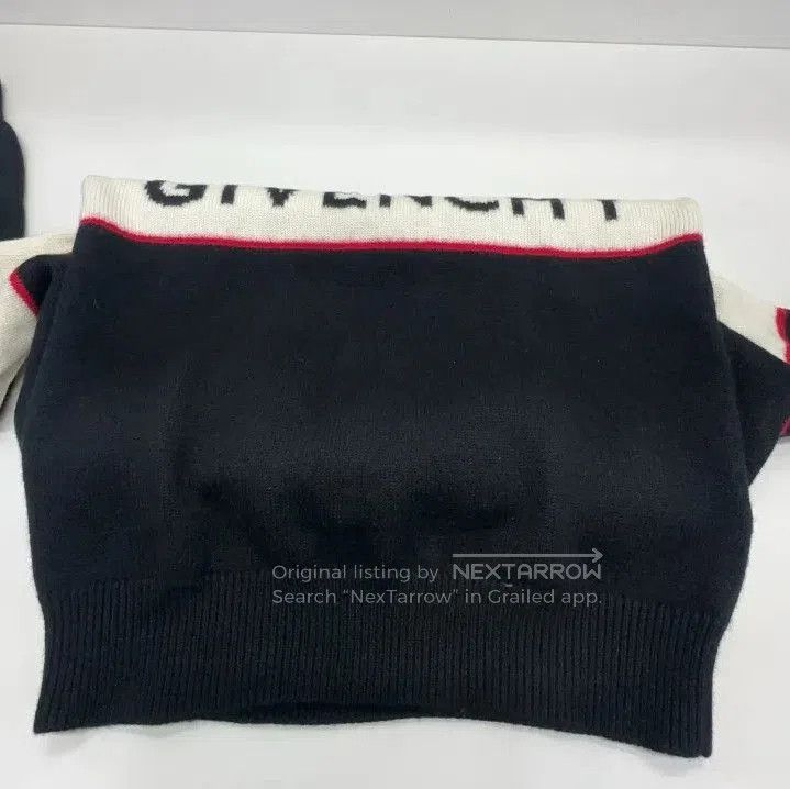 Givenchy Givenchy Men's Letter Logo Intarsia Knit Sweater. Size US L / EU 52-54 / 3 - 8 Thumbnail