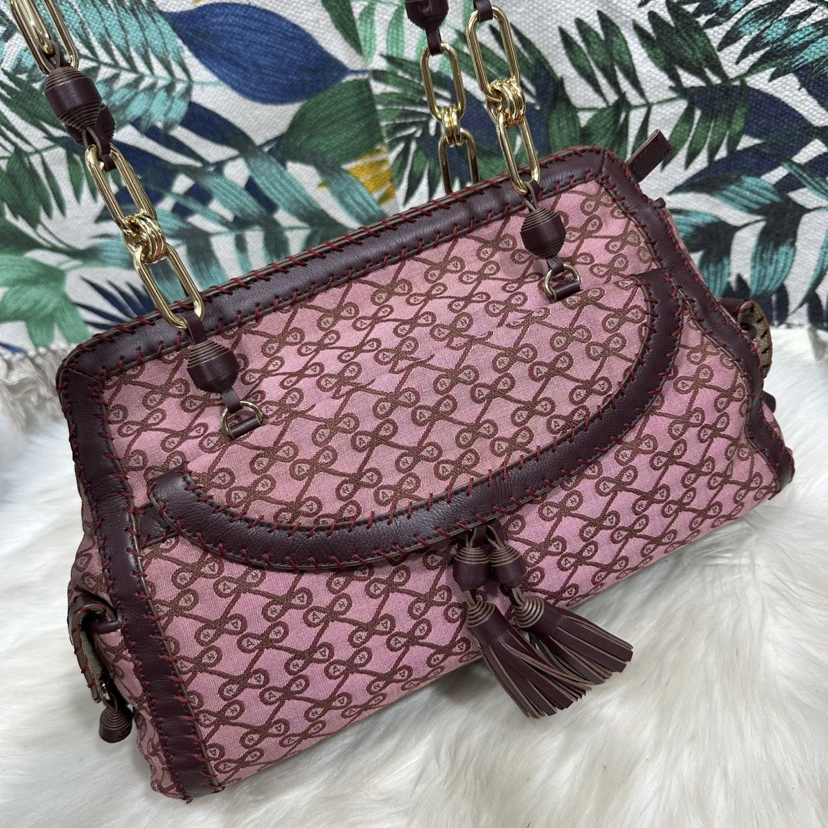 Anya Hindmarch Authentic ANYA HINDMARCH Monogram Chain Handbag Size ONE SIZE - 2 Thumbnail
