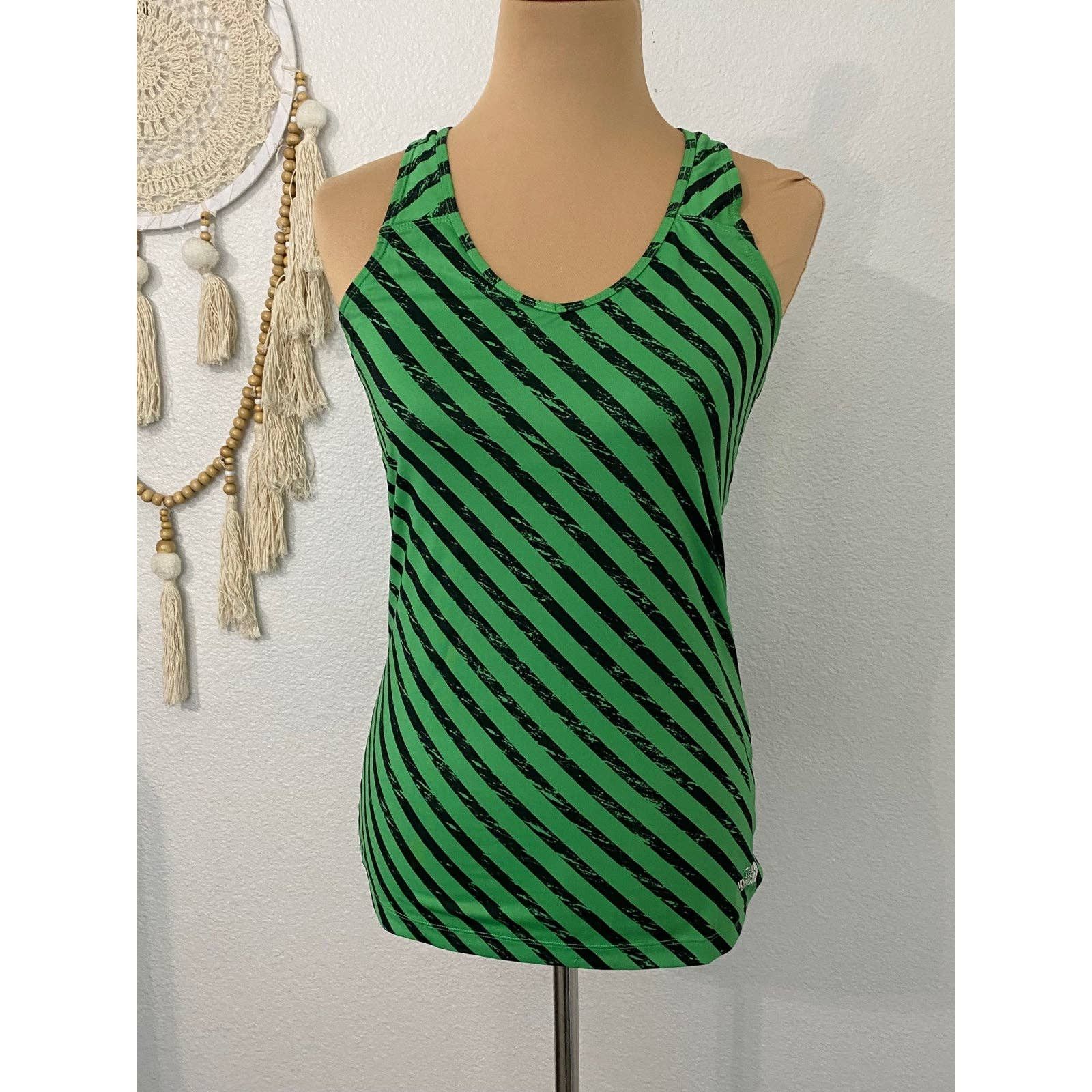 The North Face The North Face tank top size large Size L / US 10 / IT 46 - 1 Thumbnail