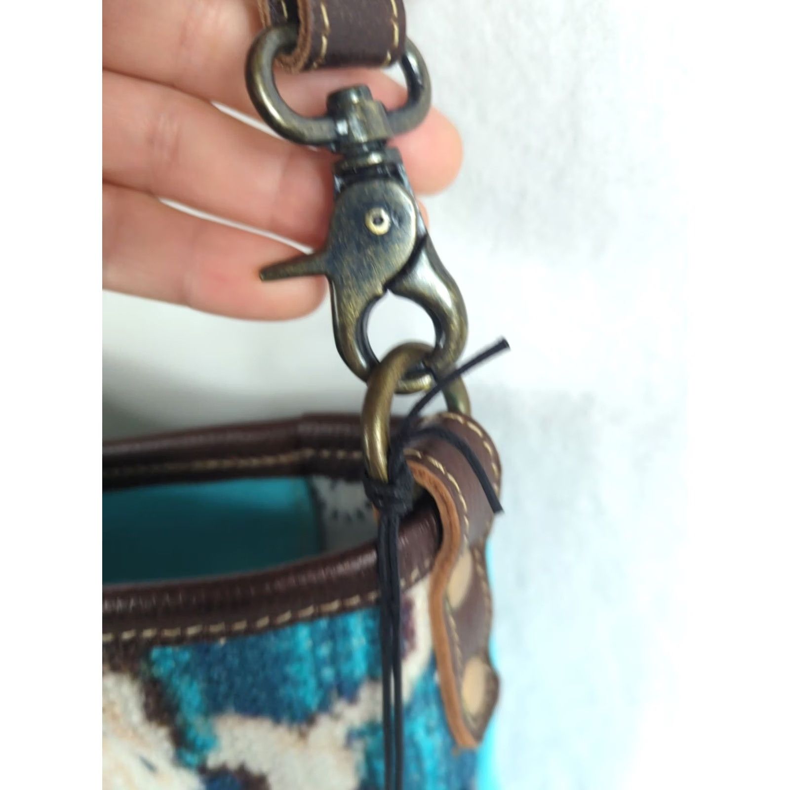 Vintage VINTAGE Myra Bag Swashy Swag Crossbody S-2084 Turquoise Floral Boho Hippie Trail Womens Small Adjustable Strap Leather Canvas Subcategory Bag Size ONE SIZE - 7 Thumbnail