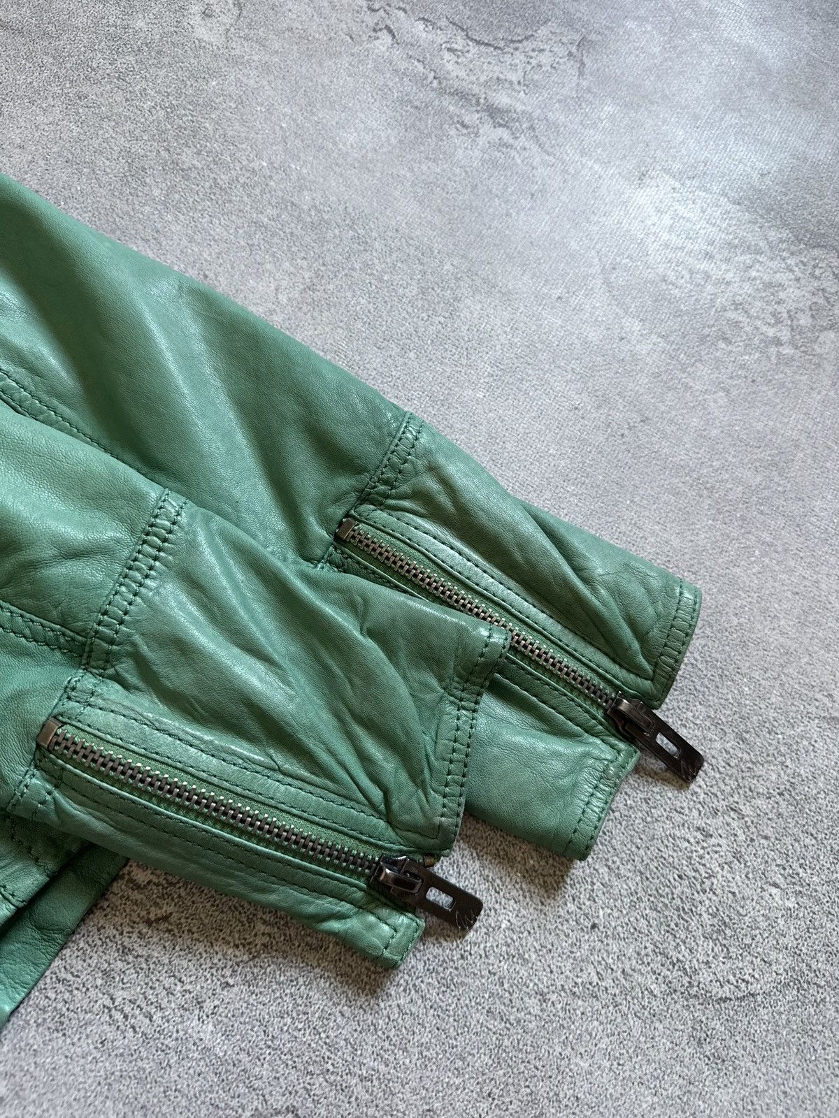 Leather 90s Retro S/size leather biker zip jacket Avantgarde Y2K Size S / US 4 / IT 40 - 16 Thumbnail