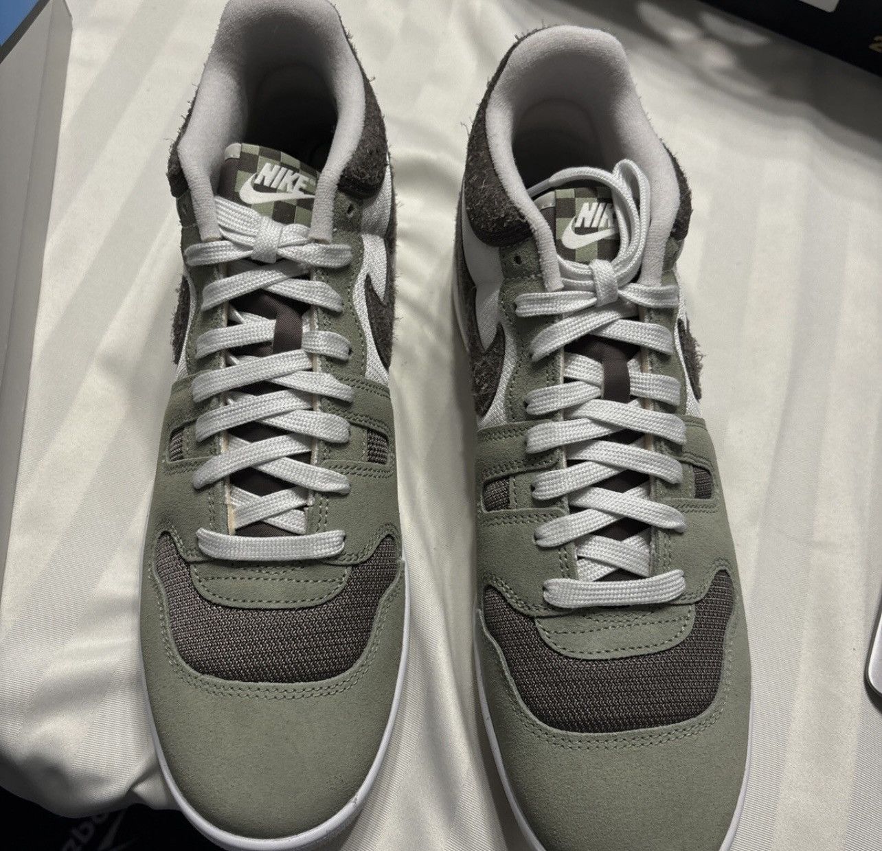 Nike Nike Green & Brown Attack Sneakers Size US 10.5 / EU 43-44 - 5 Thumbnail