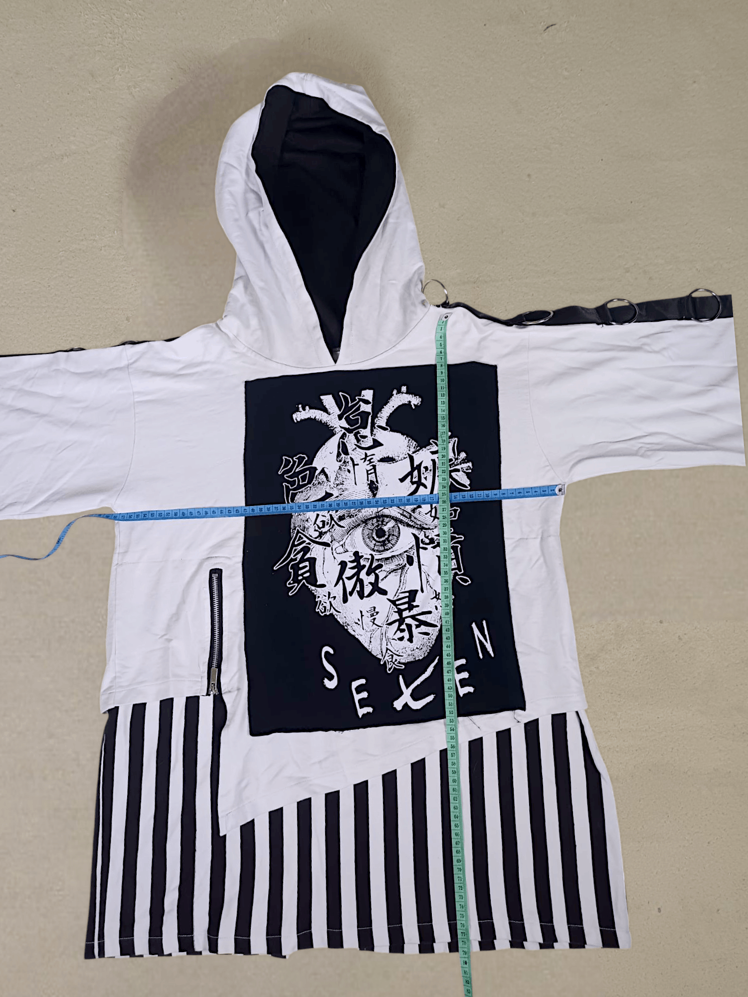 Japanese Brand Harajuku Seven Eye Heart Stripes Double Layer hoodie Size US XXL / EU 58 / 5 - 9 Thumbnail