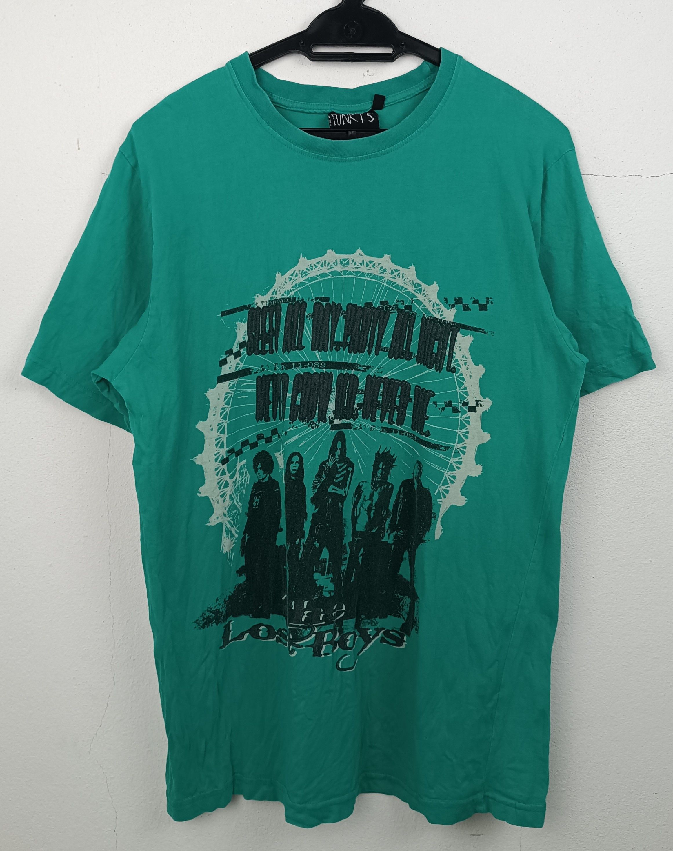 Vintage VINTAGE THE LOST BOYS HORROR COMEDY TEE fright night dark Size US M / EU 48-50 / 2 - 3 Thumbnail