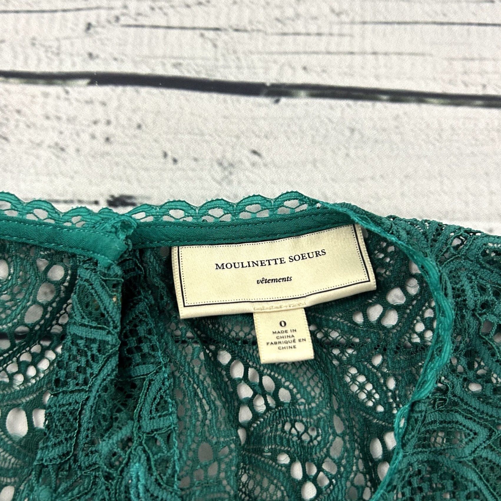 Soeur Moulinette Soeurs 3/4 Sleeve Lace Top Women's 0 Green Shirt Adult Womens Size 0 Green Lace Button-Up Size XS / US 0-2 / IT 36-38 - 2 Thumbnail