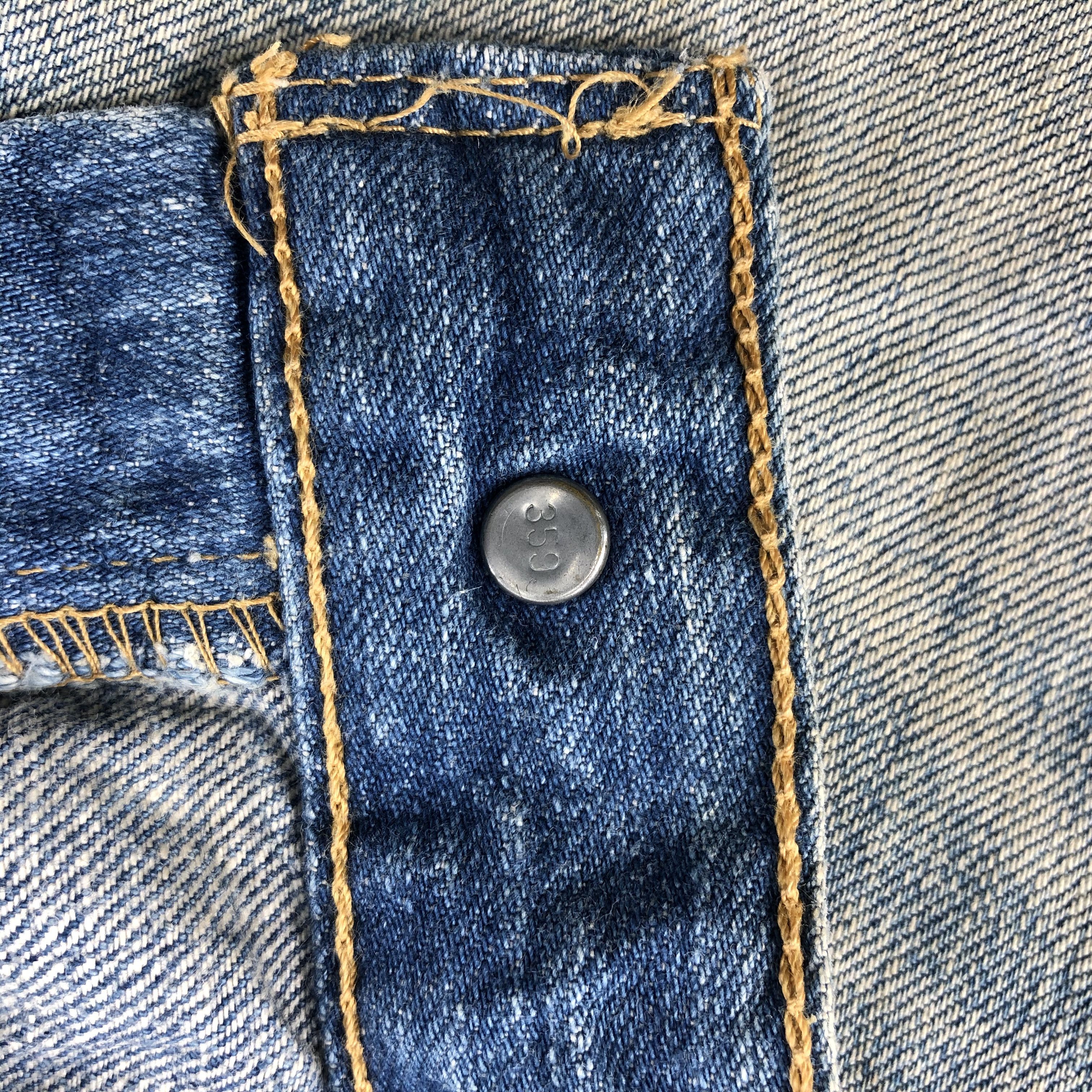 Levi's Vintage 90s Light Wash Levis 501 Jeans-JM2008 Size US 36 / EU 52 - 9 Thumbnail