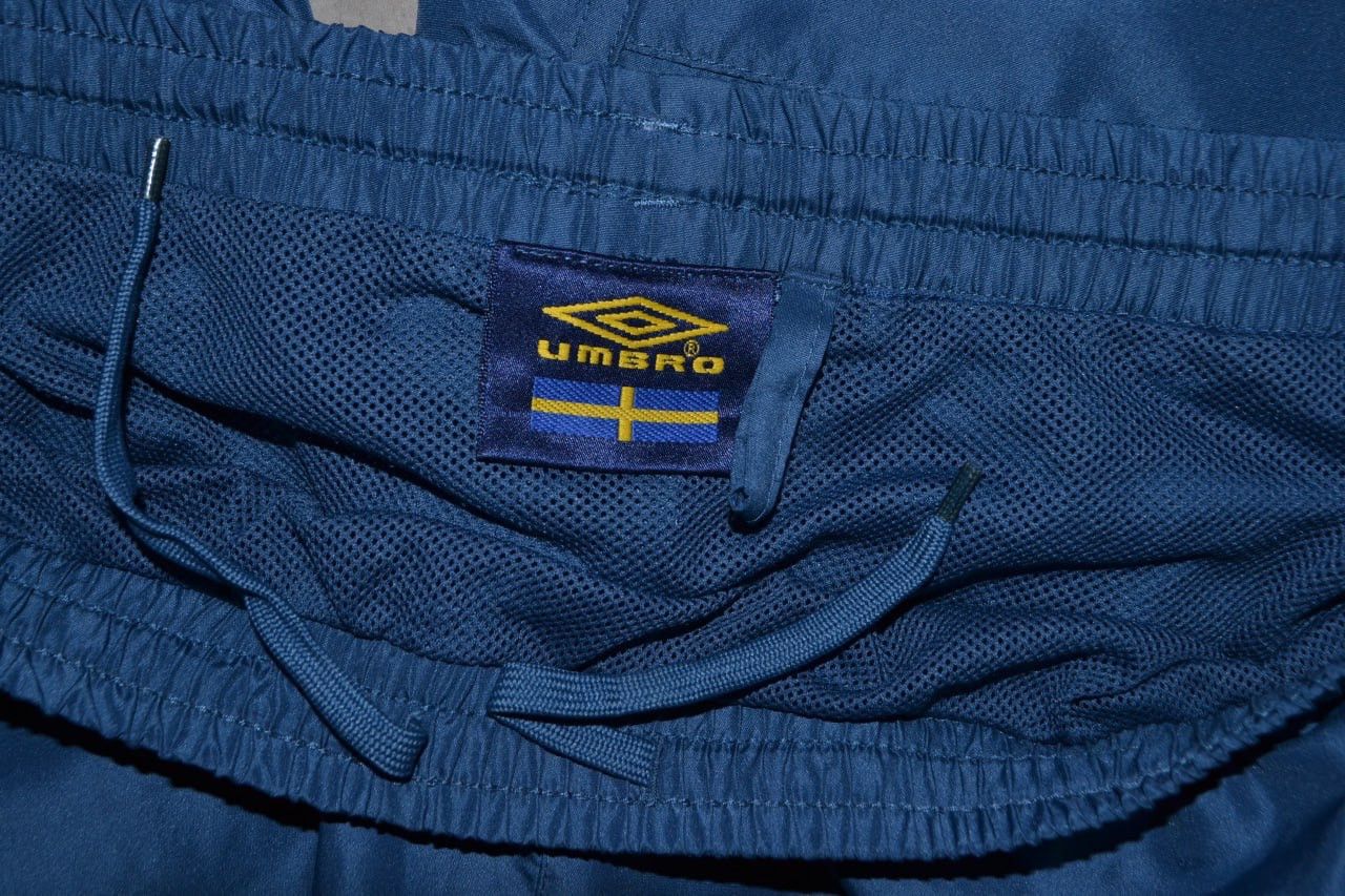 Umbro × Vintage Sweden National Football Team Home SVFF Shorts Umbro size M Size US 34 / EU 50 - 7 Thumbnail