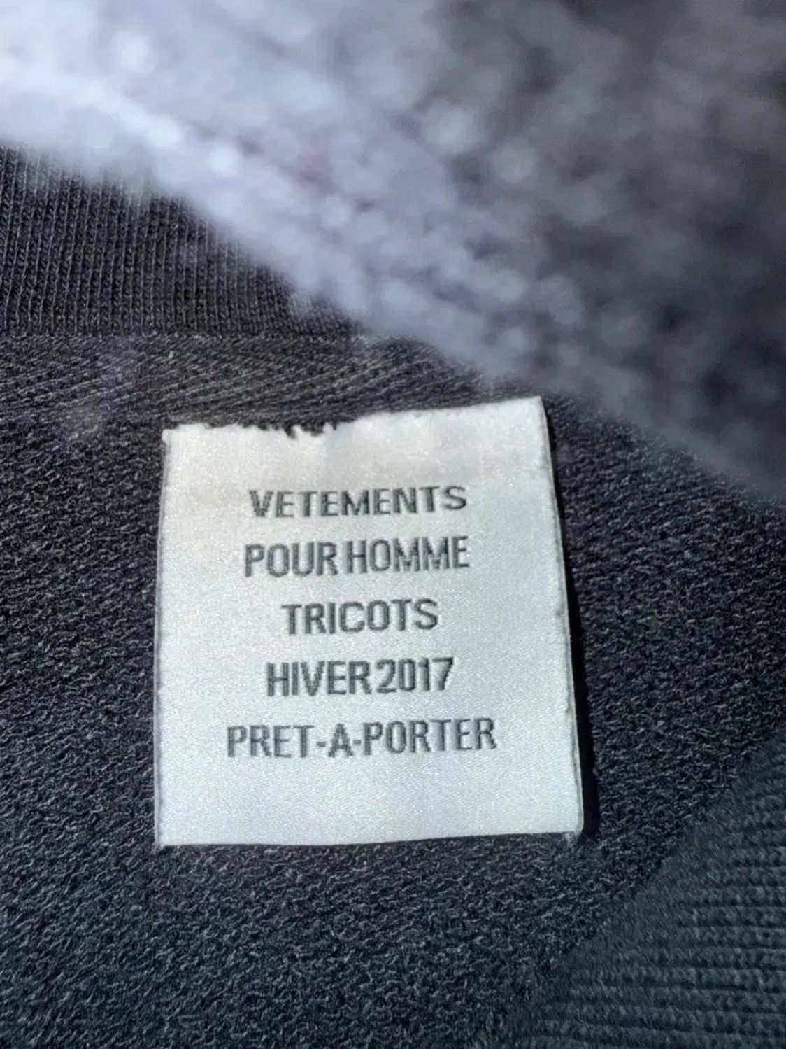 Vetements Vetements Total Darkness Hoodie Size US M / EU 48-50 / 2 - 4 Thumbnail