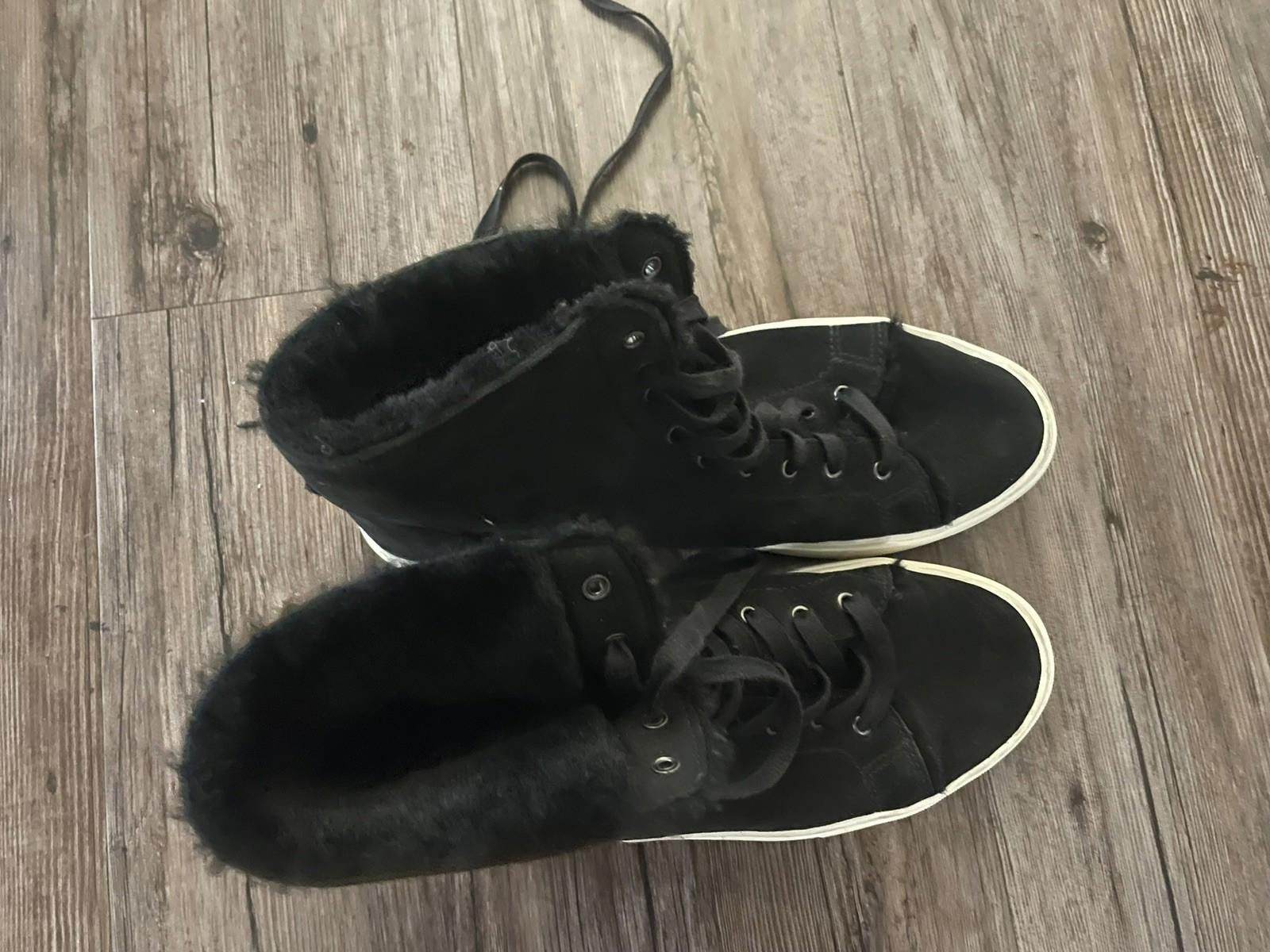 Ugg UGG BEVEN BLACK HIGH TOP ANKLE SUEDE SNEAKER US 10 Size US 10 / IT 40 - 3 Thumbnail