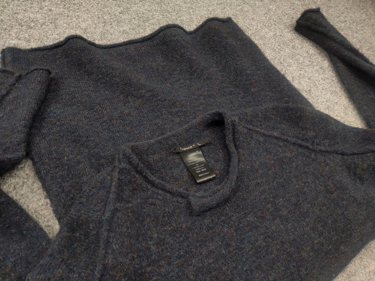 Transit Transit Design textured yarn sweater round neck Wool sweater Size US L / EU 52-54 / 3 - 10 Thumbnail