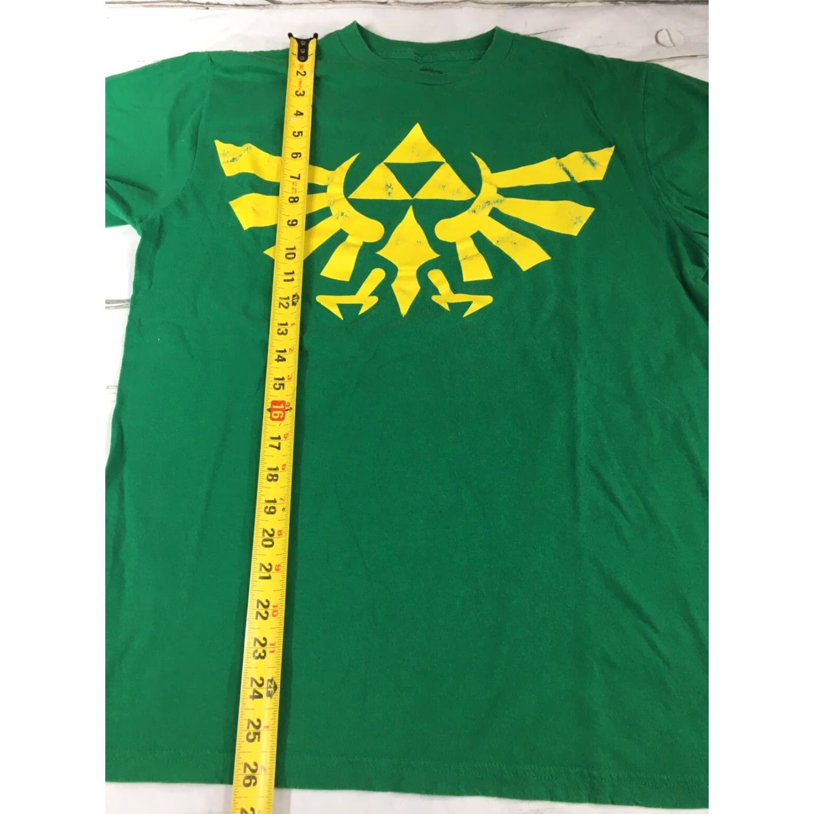 Nintendo VINTAGE Legend of Zelda T-shirt Nintendo Graphic Tee Kelly Green Men L Green EUC Size US L / EU 52-54 / 3 - 5 Thumbnail