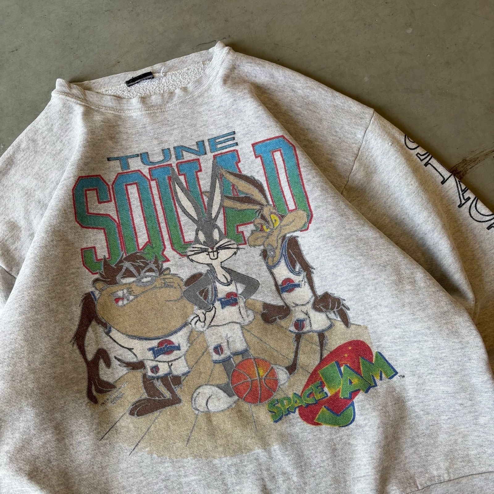 Warner Bros vintage 1996 space jam tune squad sweatshirt Size US XL / EU 56 / 4 - 2 Thumbnail