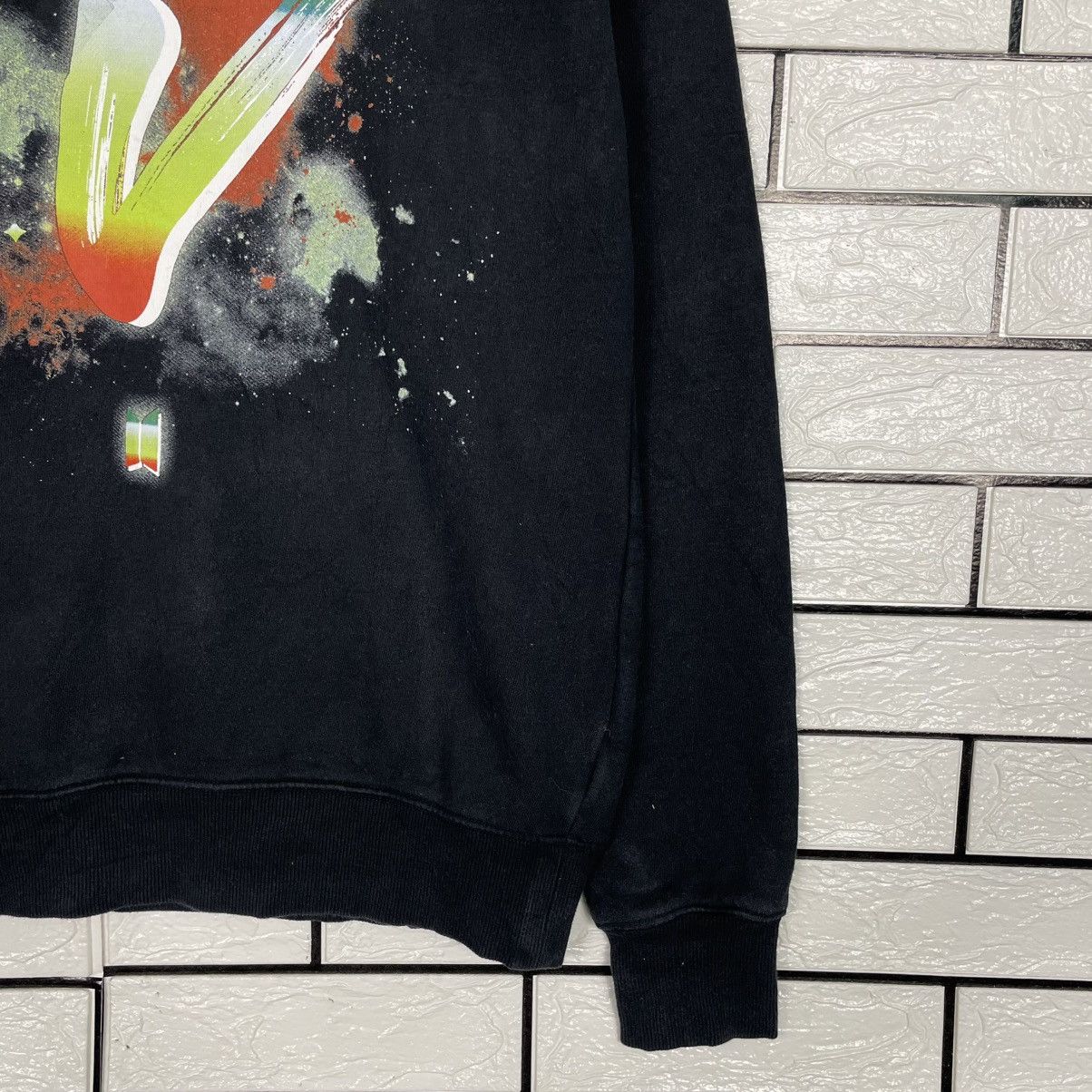 Japanese Brand Big Hit Entertainment Big Logo Sweatshirt Size US S / EU 44-46 / 1 - 4 Thumbnail